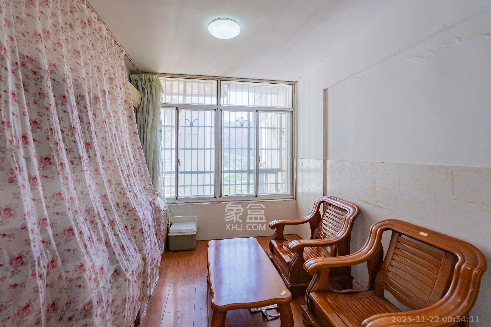 挪威森林（美世界园林公寓）  4室2厅2卫    2500.0元/月室内图