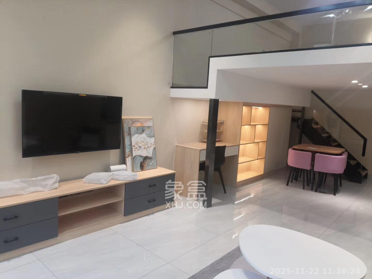 荣悦台 1室1厅1卫 2200.0元/月 荣悦台 1室1厅1卫 2200.0元/月室内图