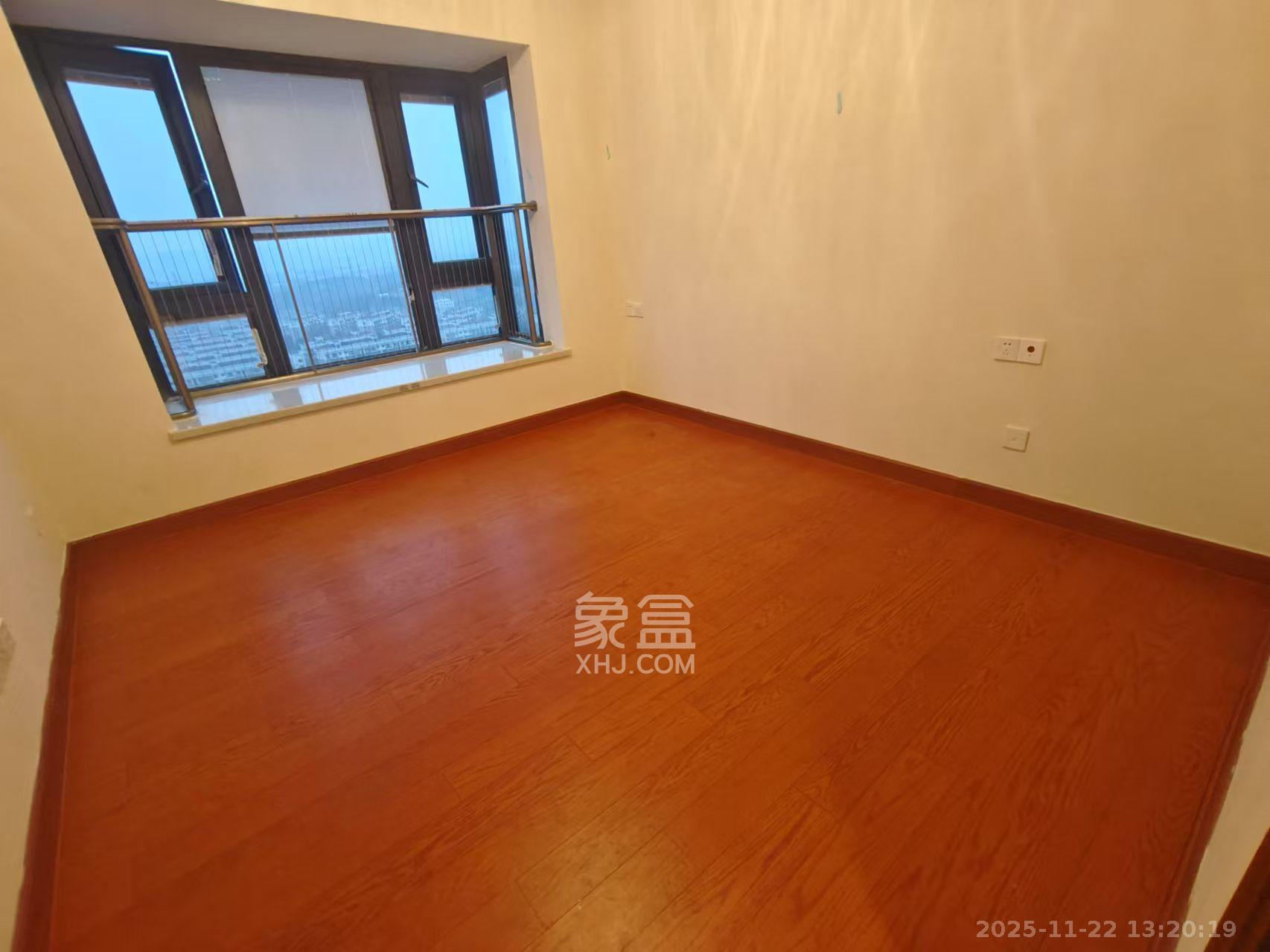 恒大华府 3室2厅2卫 1600.0元/月 恒大华府 3室2厅2卫 1600.0元/月室内图