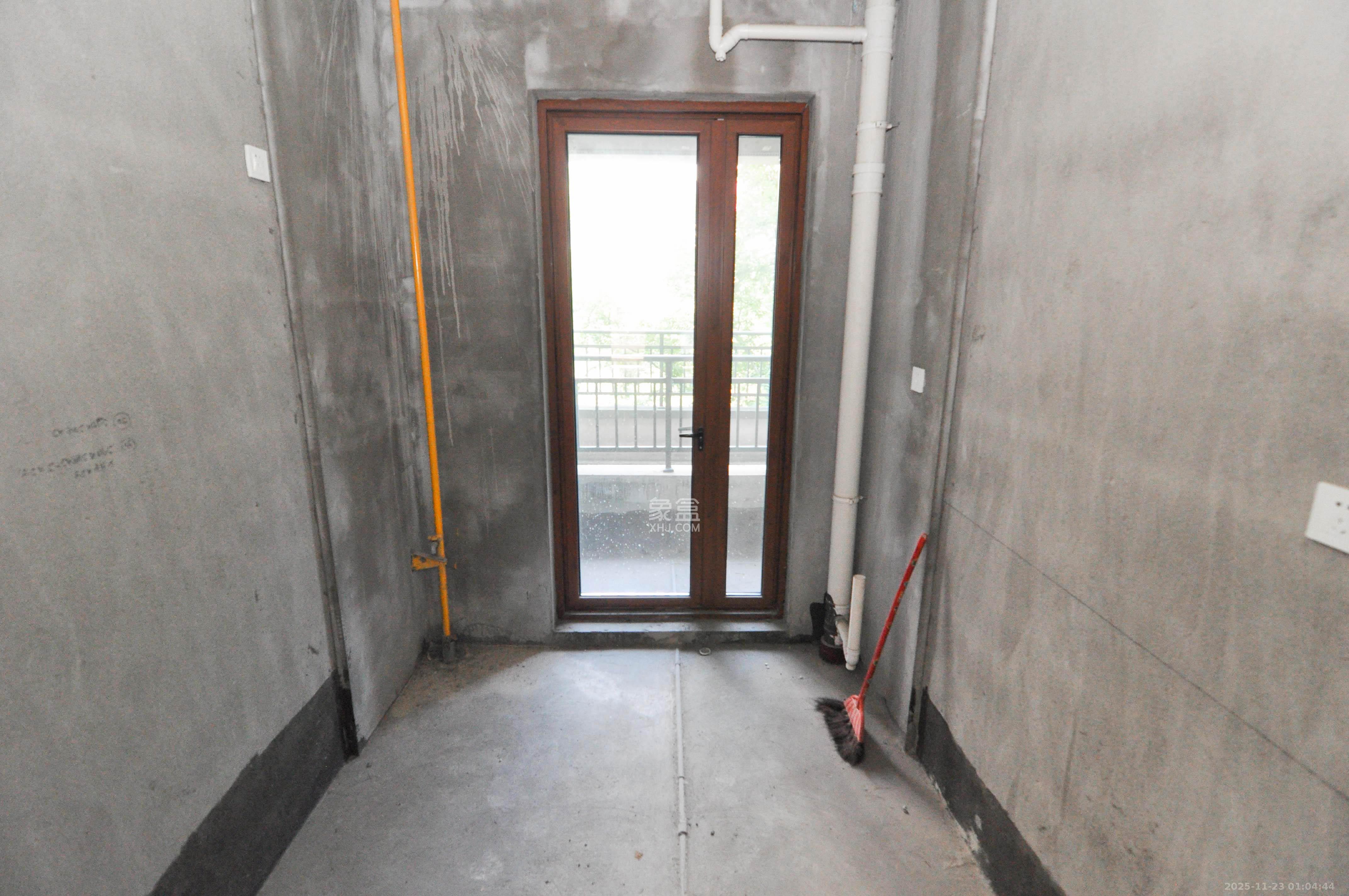 长房梅溪香山 4室2厅2卫 650.0万 长房梅溪香山 4室2厅2卫 650.0万其他