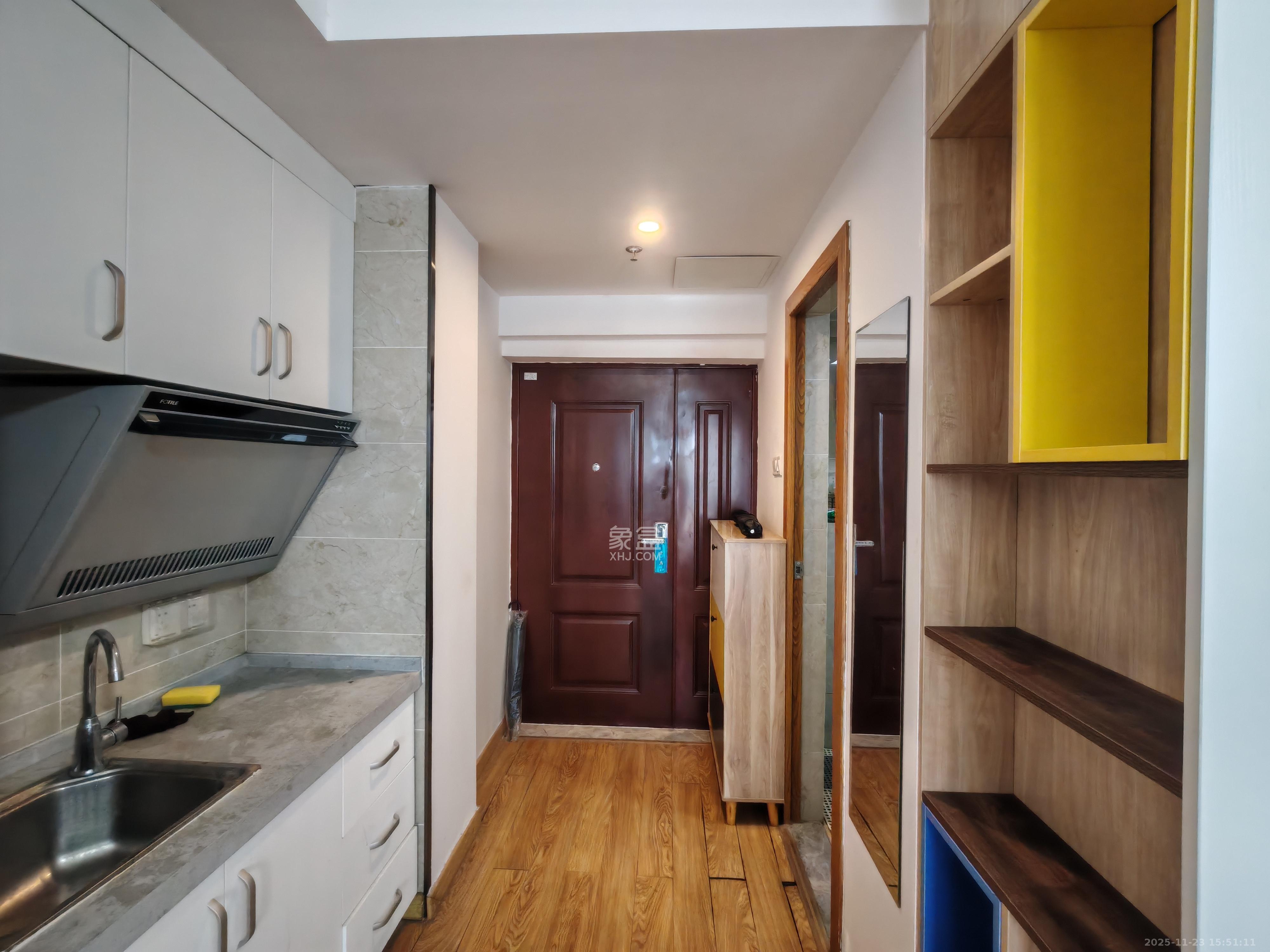 荣泰广场  1室0厅1卫    1500.0元/月室内图