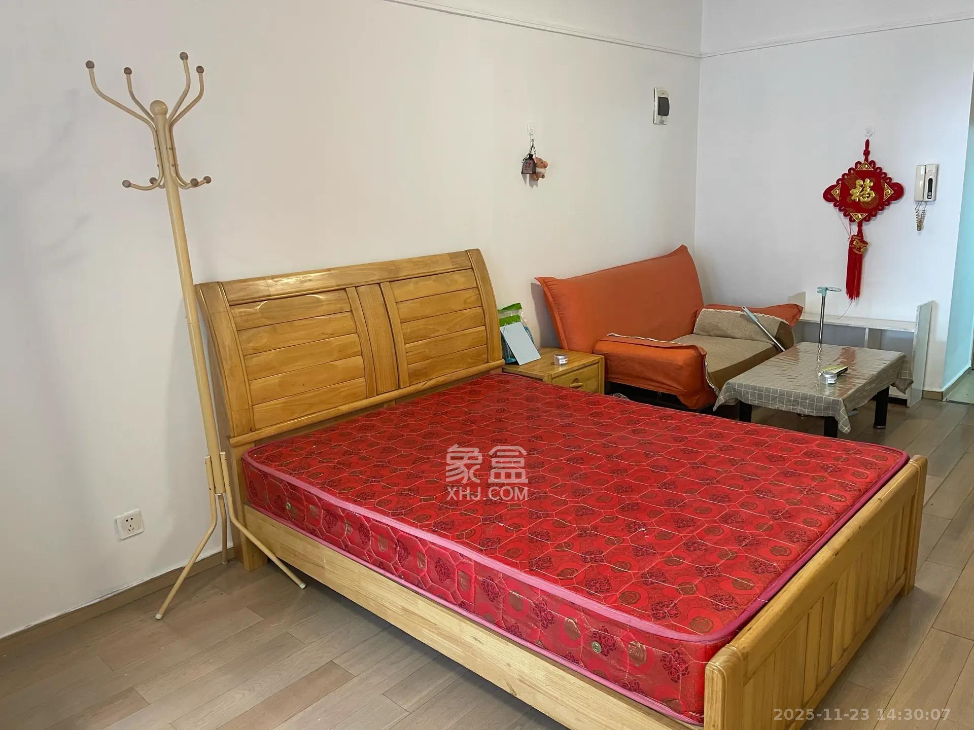 万科金色家园 1室1厅1卫 1100.0元/月 万科金色家园 1室1厅1卫 1100.0元/月室内图