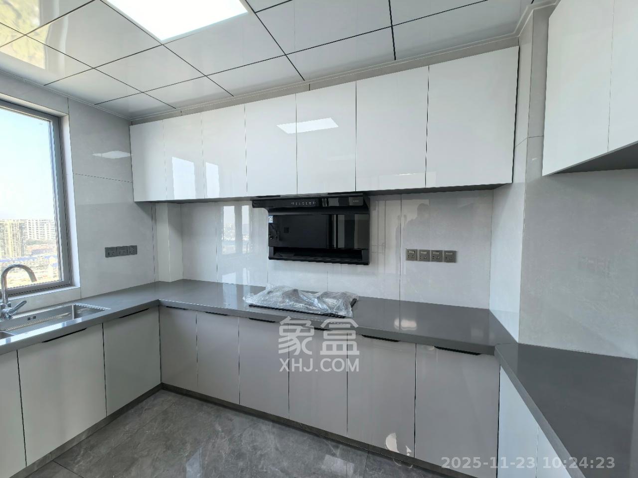 桥头家园二期(桥头家苑二期) 4室2厅2卫 2400.0元/月 桥头家园二期(桥头家苑二期) 4室2厅2卫 2400.0元/月室内图