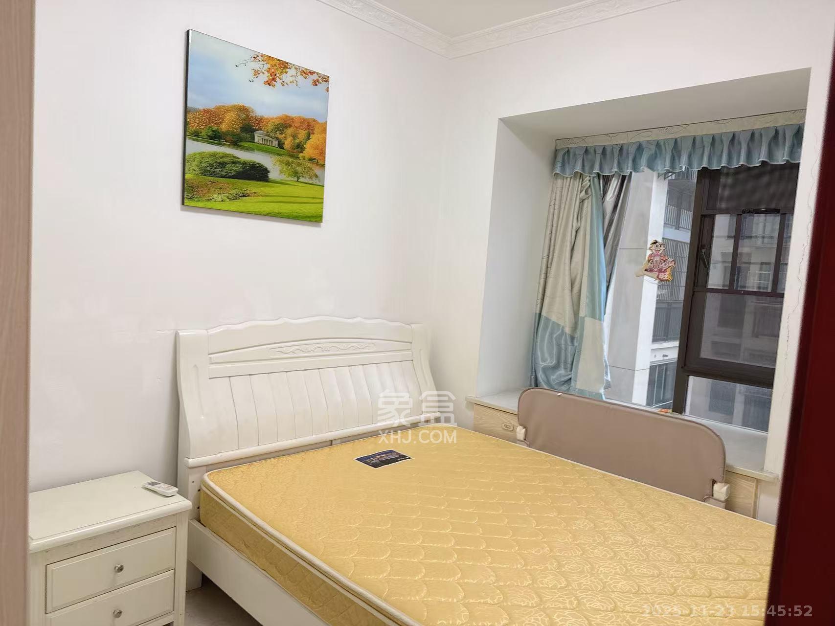 卓越蔚蓝海岸三期 2室2厅1卫 2000.0元/月 卓越蔚蓝海岸三期 2室2厅1卫 2000.0元/月室内图