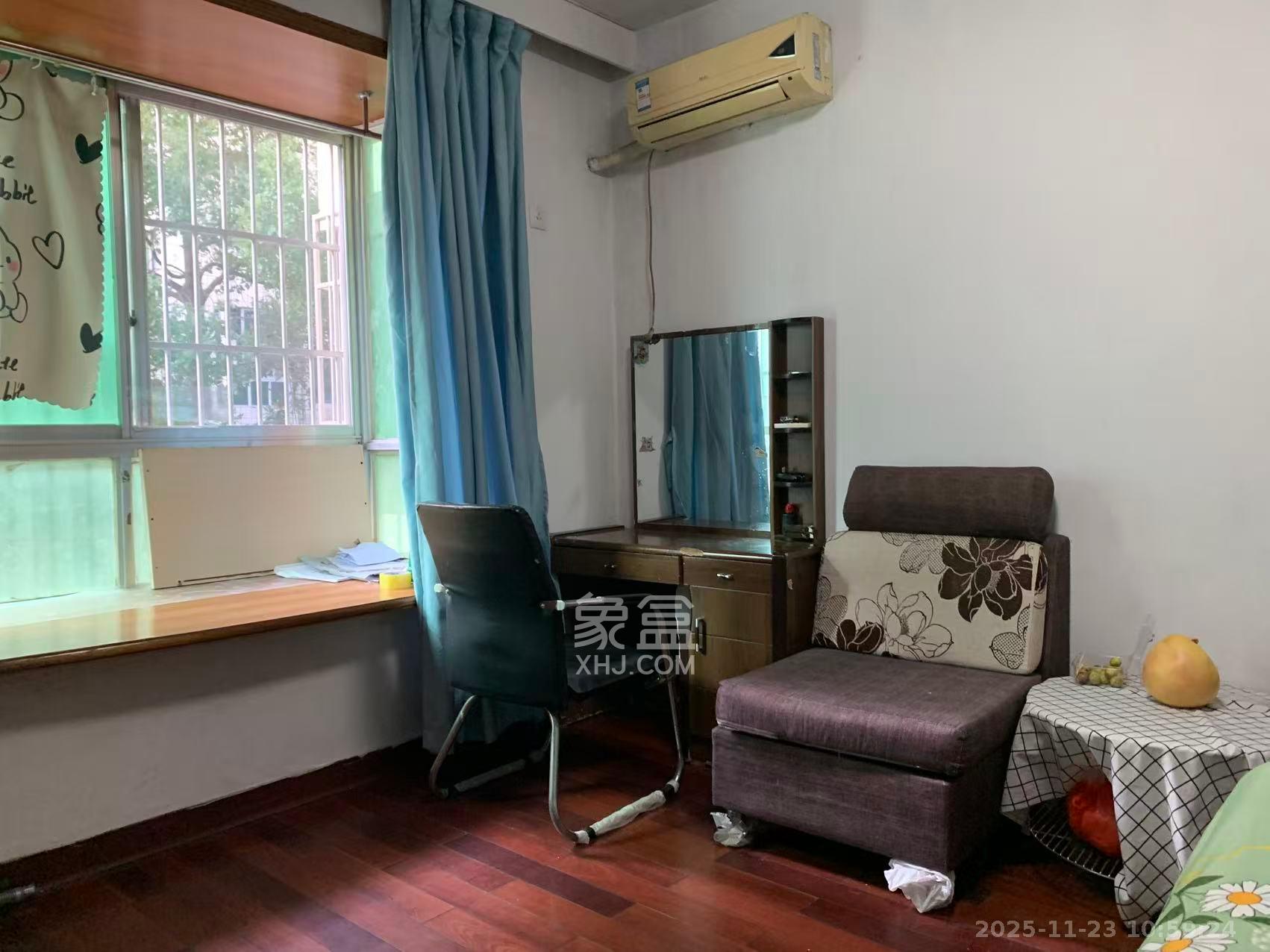 兰亭居  1室1厅1卫    1000.0元/月室内图