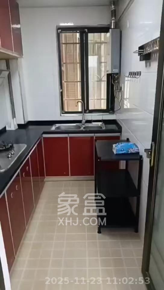 麓枫和苑 2室2厅1卫 2400.0元/月 麓枫和苑 2室2厅1卫 2400.0元/月室内图