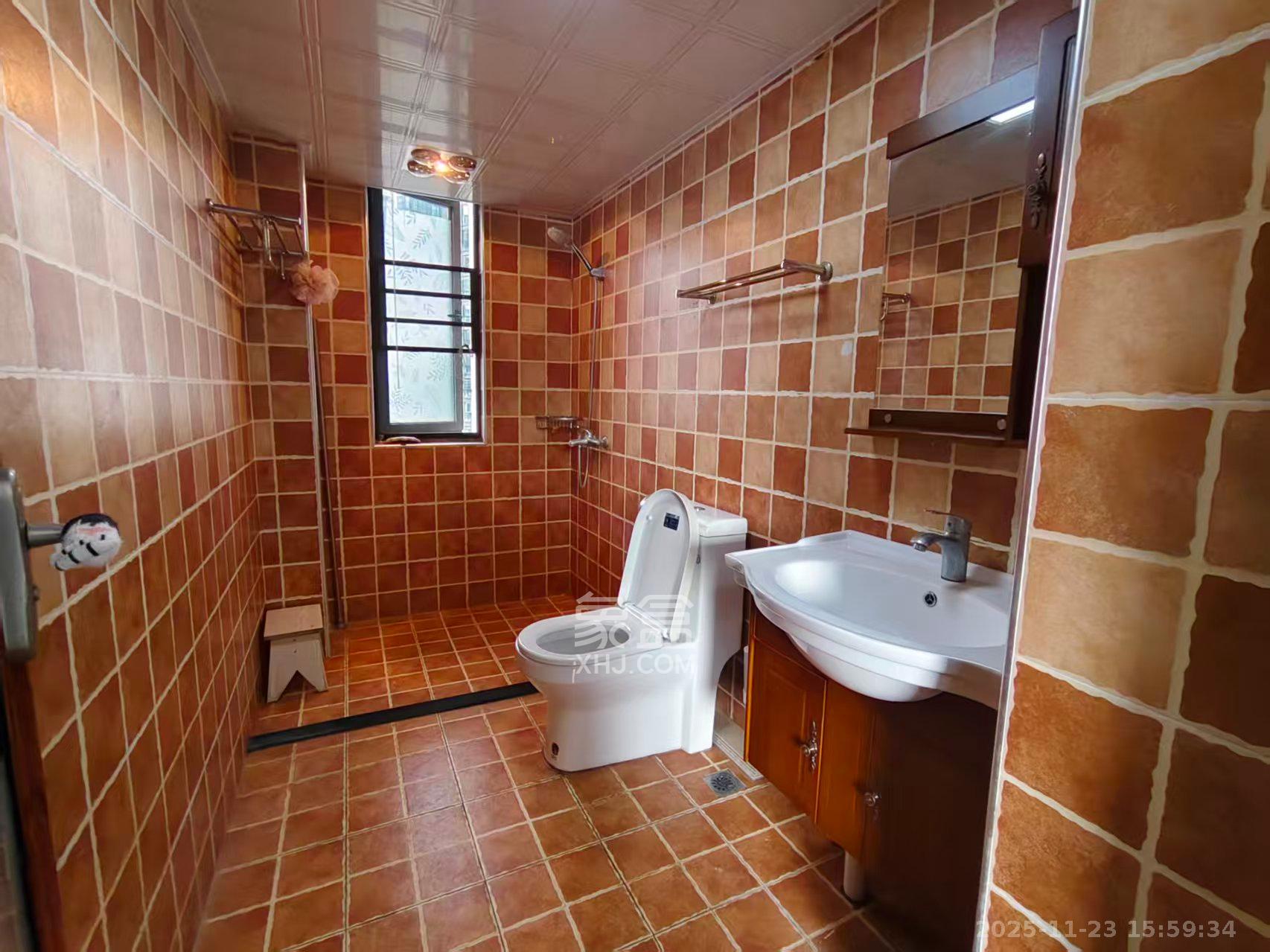 梅溪湖合能璞丽 3室2厅2卫 2600.0元/月 梅溪湖合能璞丽 3室2厅2卫 2600.0元/月室内图