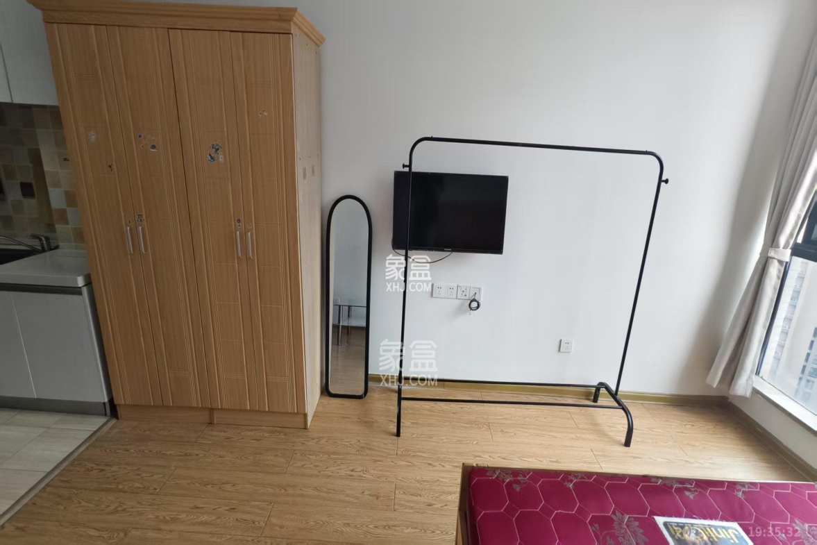 融科东南海 1室1厅1卫 1150.0元/月 融科东南海 1室1厅1卫 1150.0元/月室内图