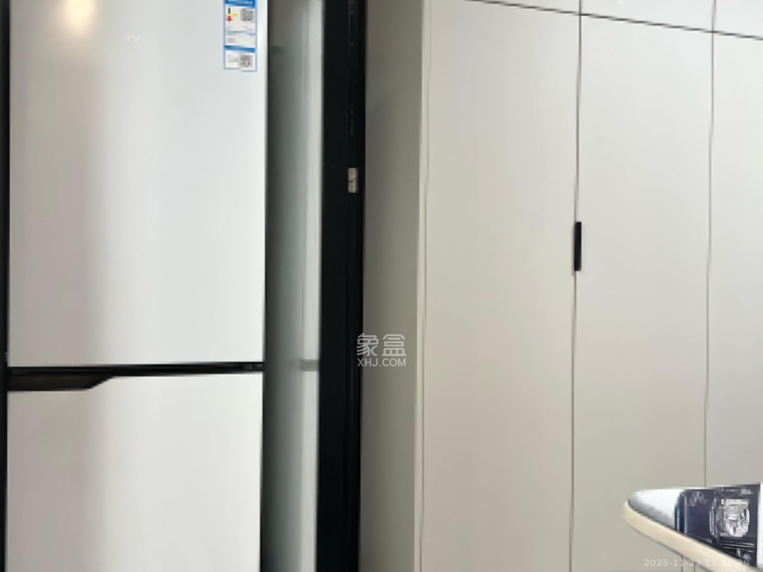 保利中环广场（保利中悦苑）  1室1厅1卫    1400.0元/月室内图