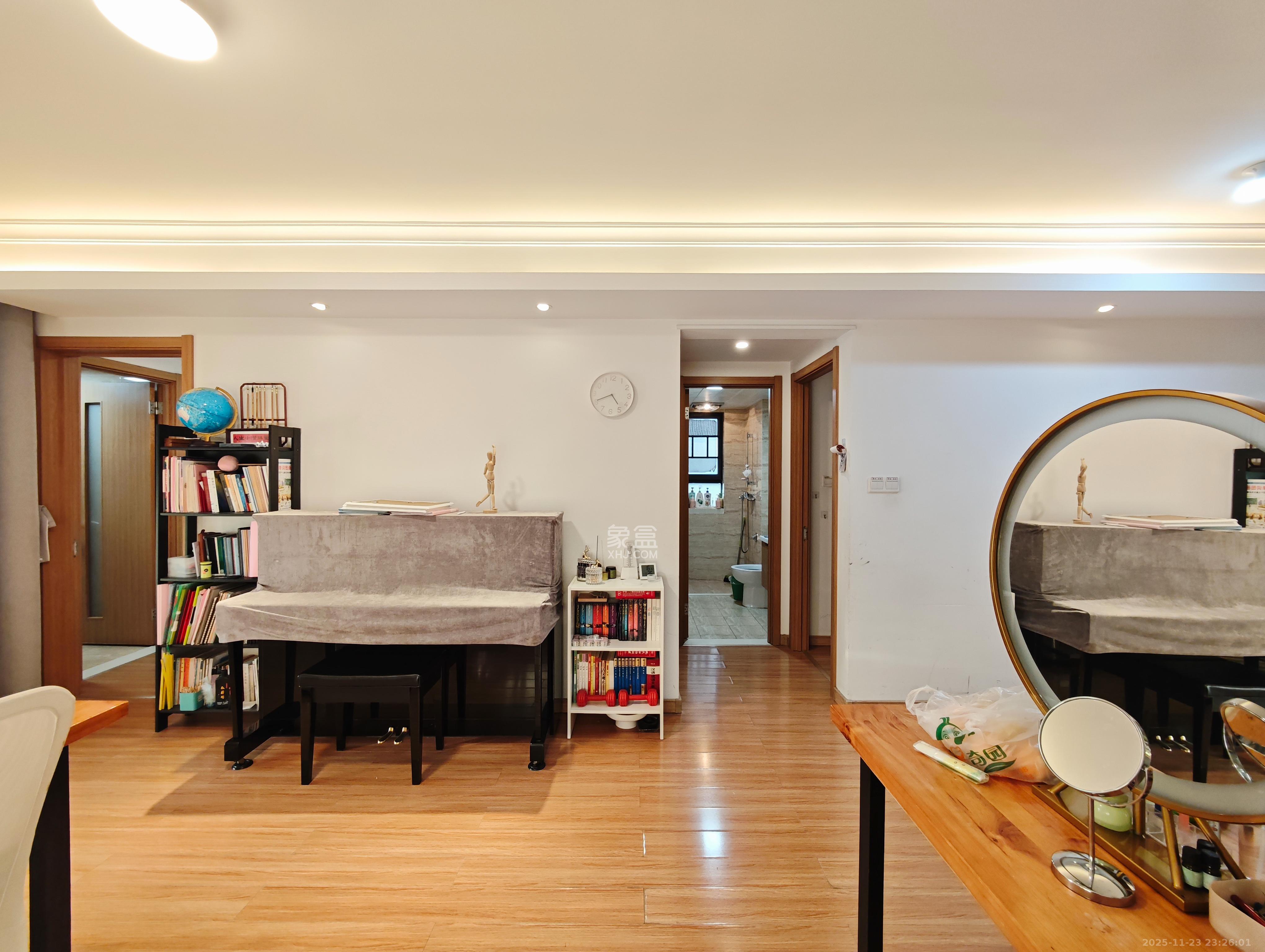 万科魅力之城  3室2厅2卫    100.0万