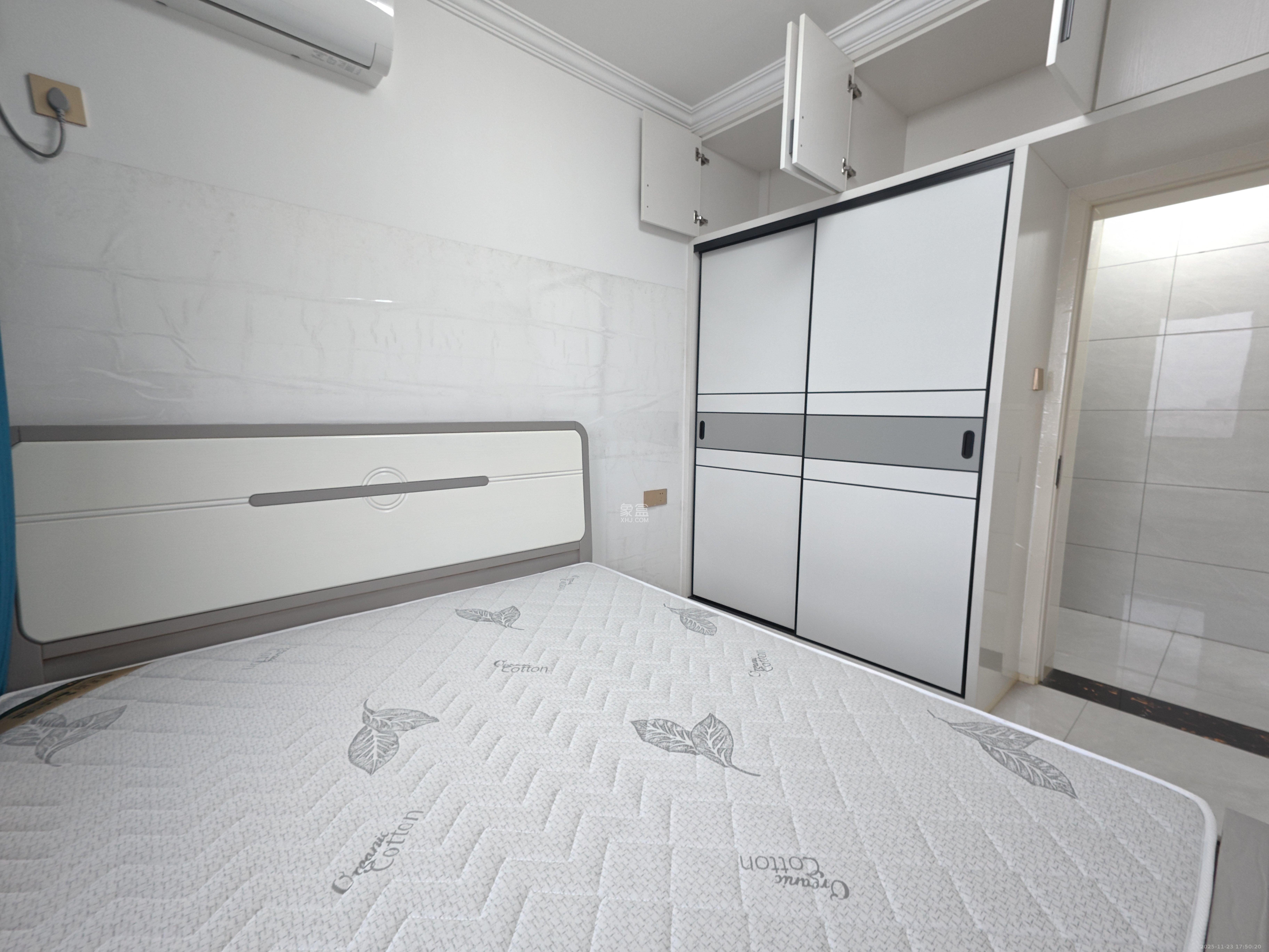 和润园三期  2室1厅1卫    1950.0元/月室内图