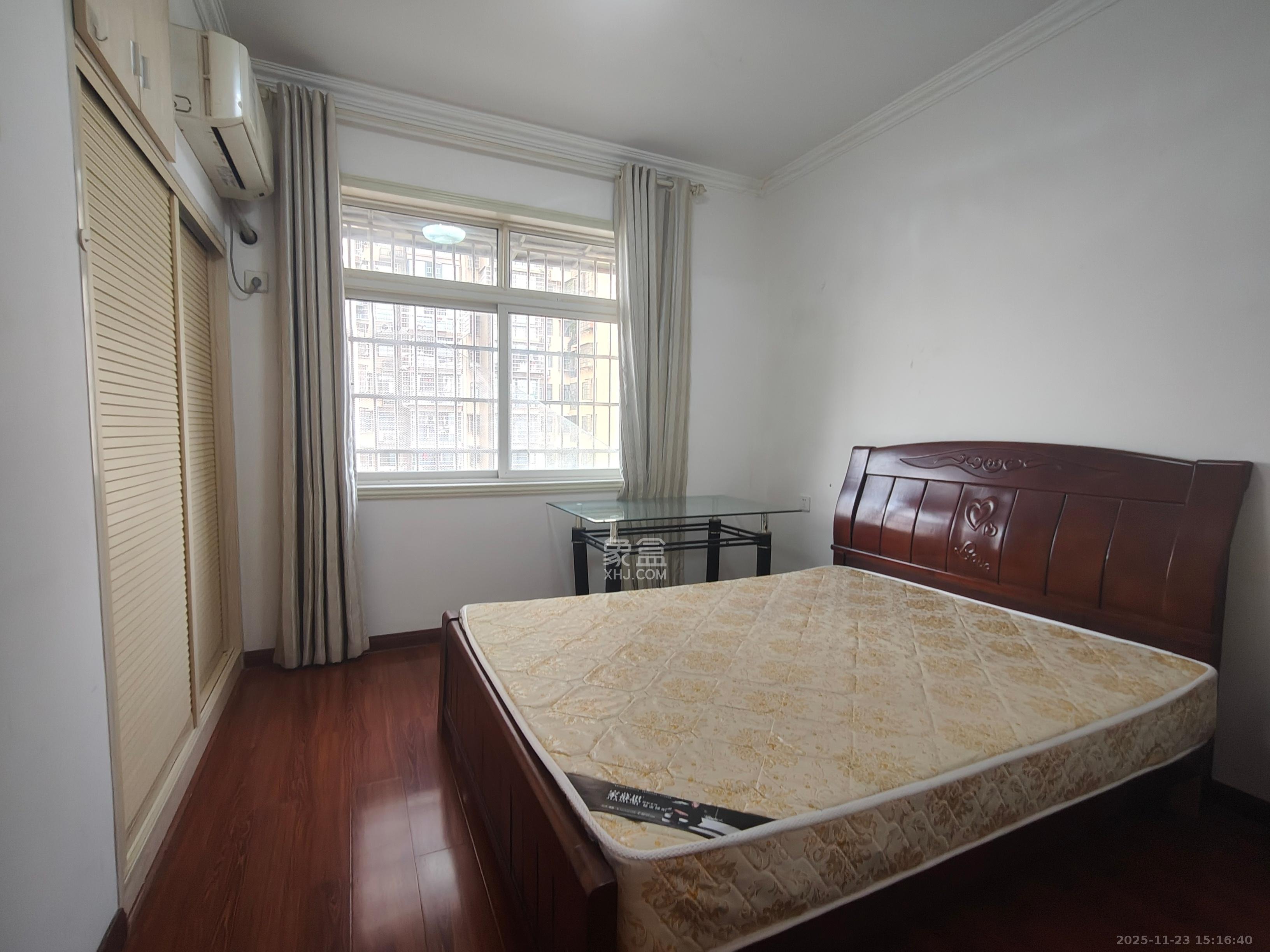 星城新宇瑞景苑（景塘苑）  3室2厅2卫    2400.0元/月室内图