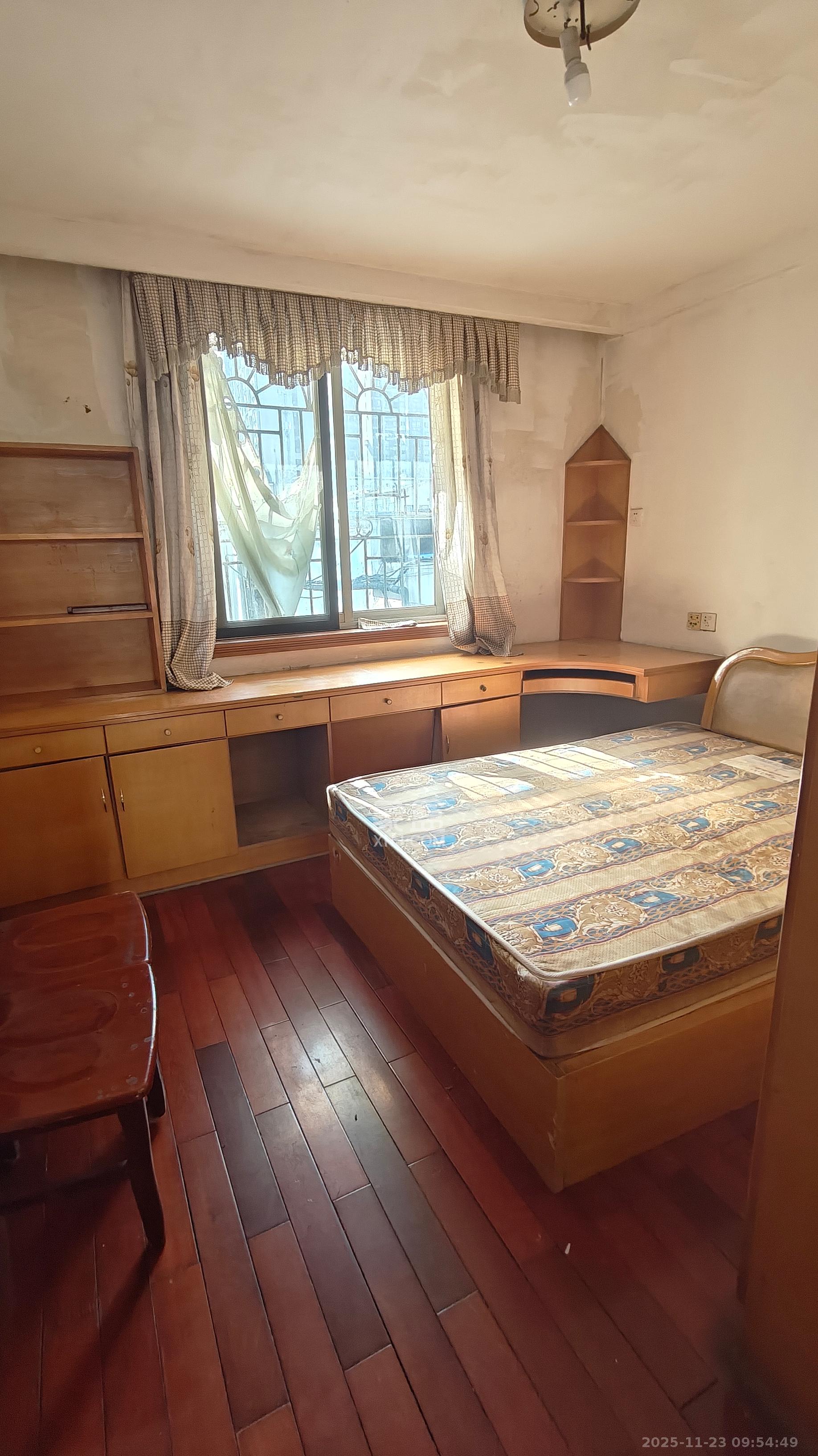 狮子山二片 2室2厅1卫 1500.0元/月 狮子山二片 2室2厅1卫 1500.0元/月室内图