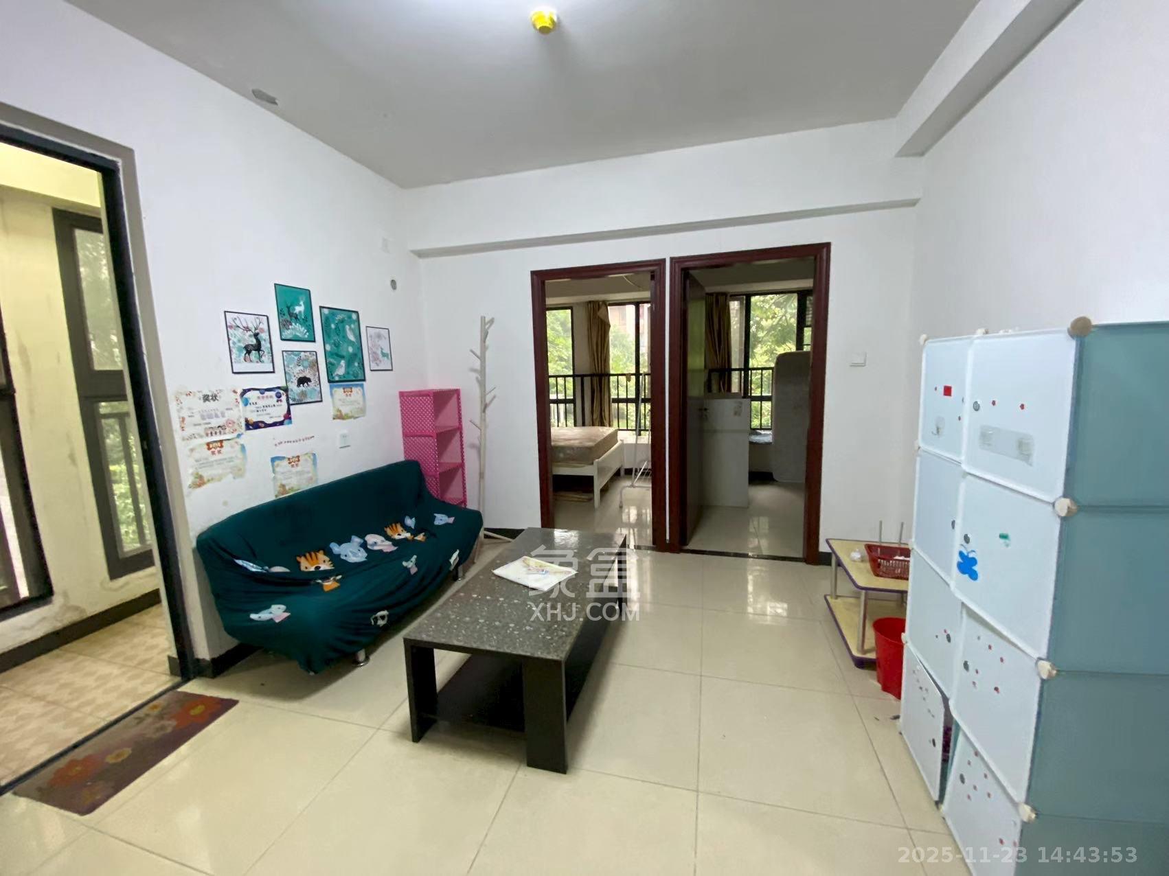 中建芙蓉工社  1室2厅1卫    1700.0元/月