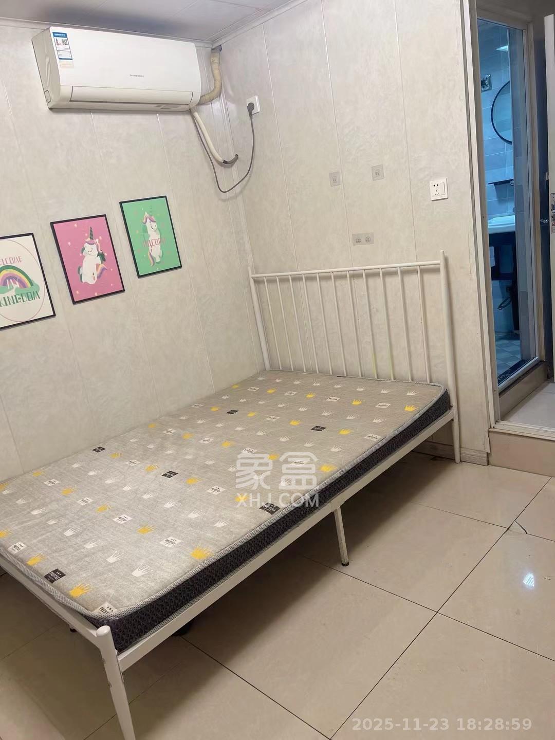 标志大厦  1室1厅1卫    1380.0元/月室内图