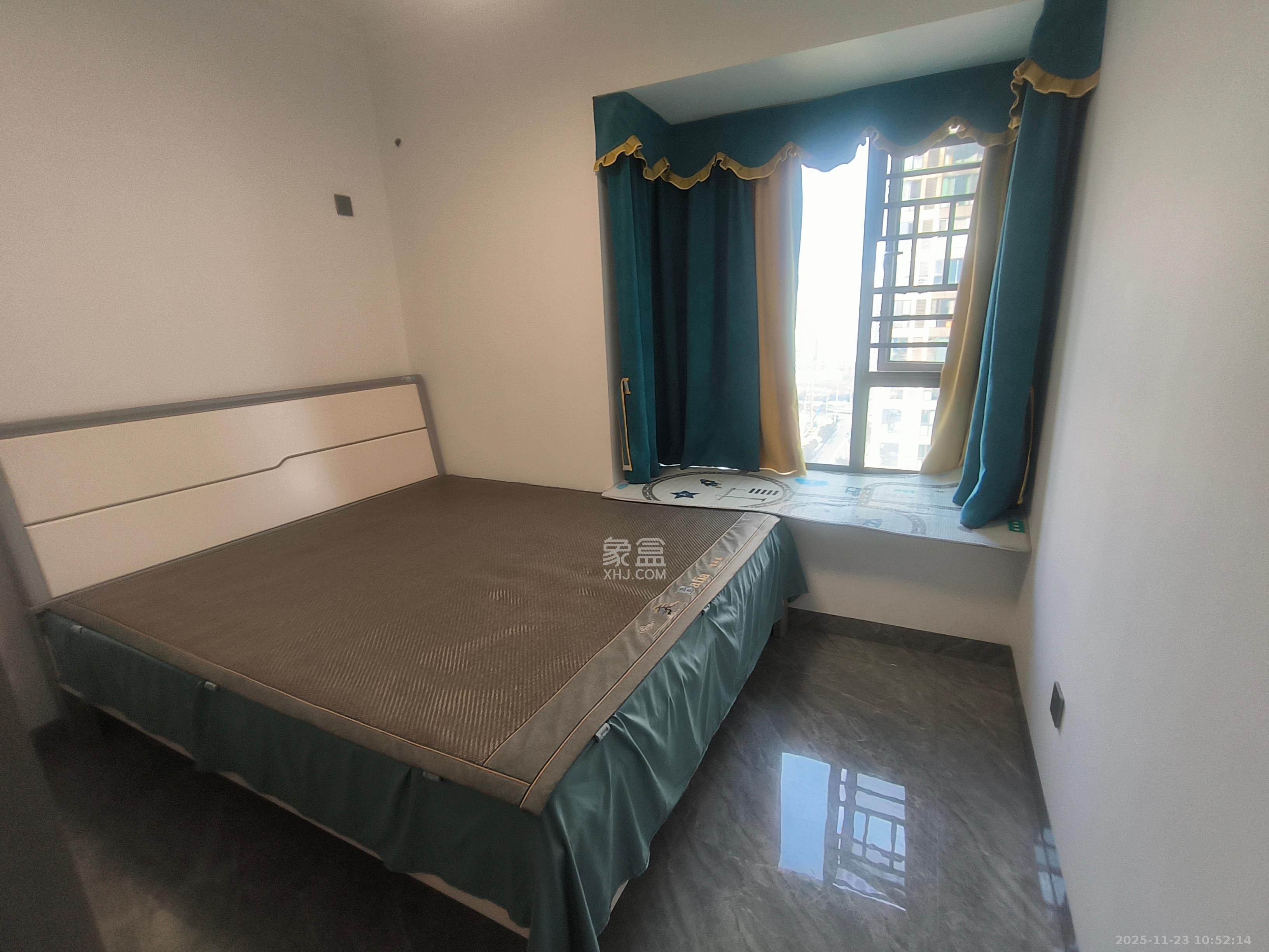 润和湘江天地AB区  4室2厅2卫    3800.0元/月室内图