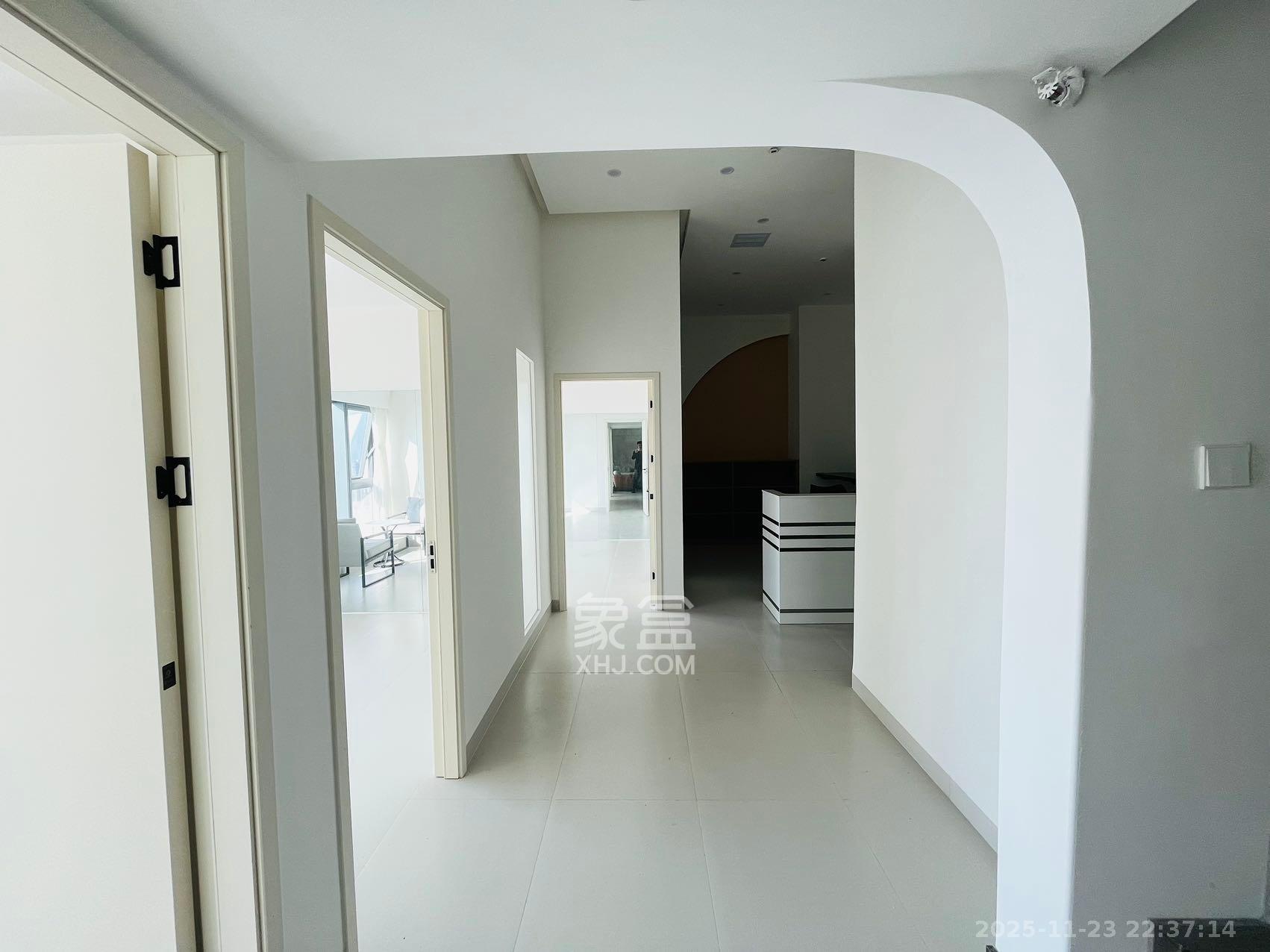 卓越中寰 2室1厅1卫 7500.0元/月 卓越中寰 2室1厅1卫 7500.0元/月室内图