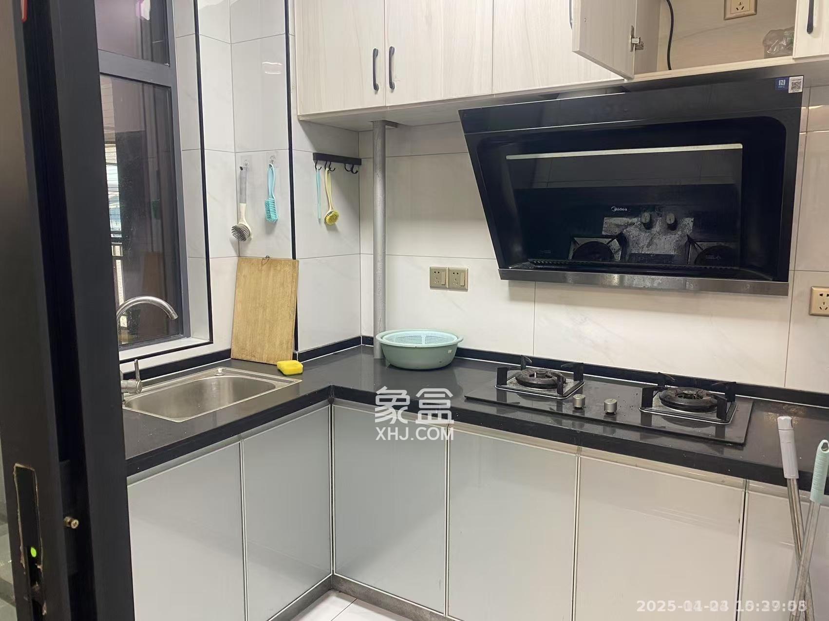 新景未来城  2室2厅1卫    1300.0元/月室内图