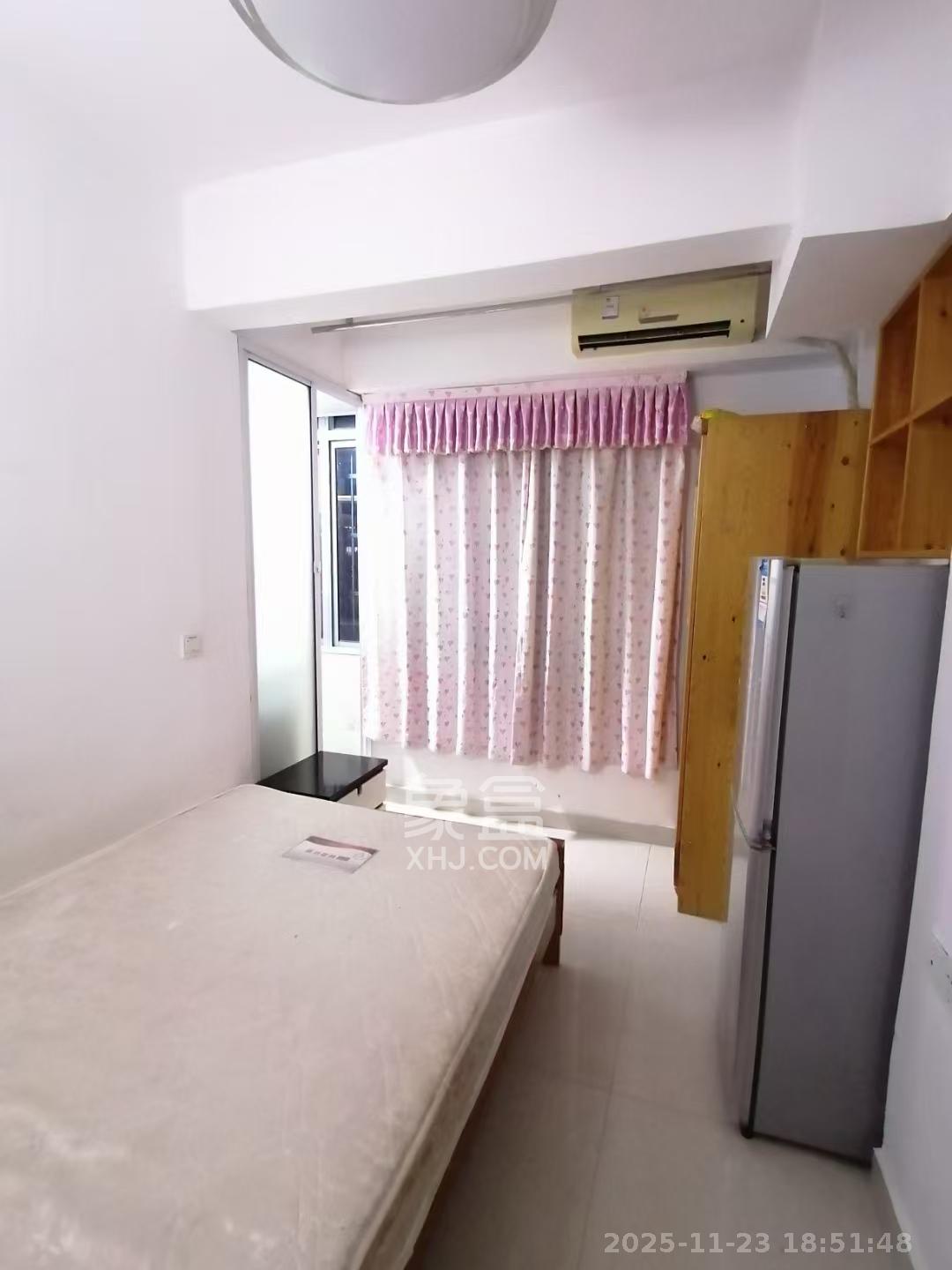 东方银座（东方摩卡）  1室1厅1卫    800.0元/月