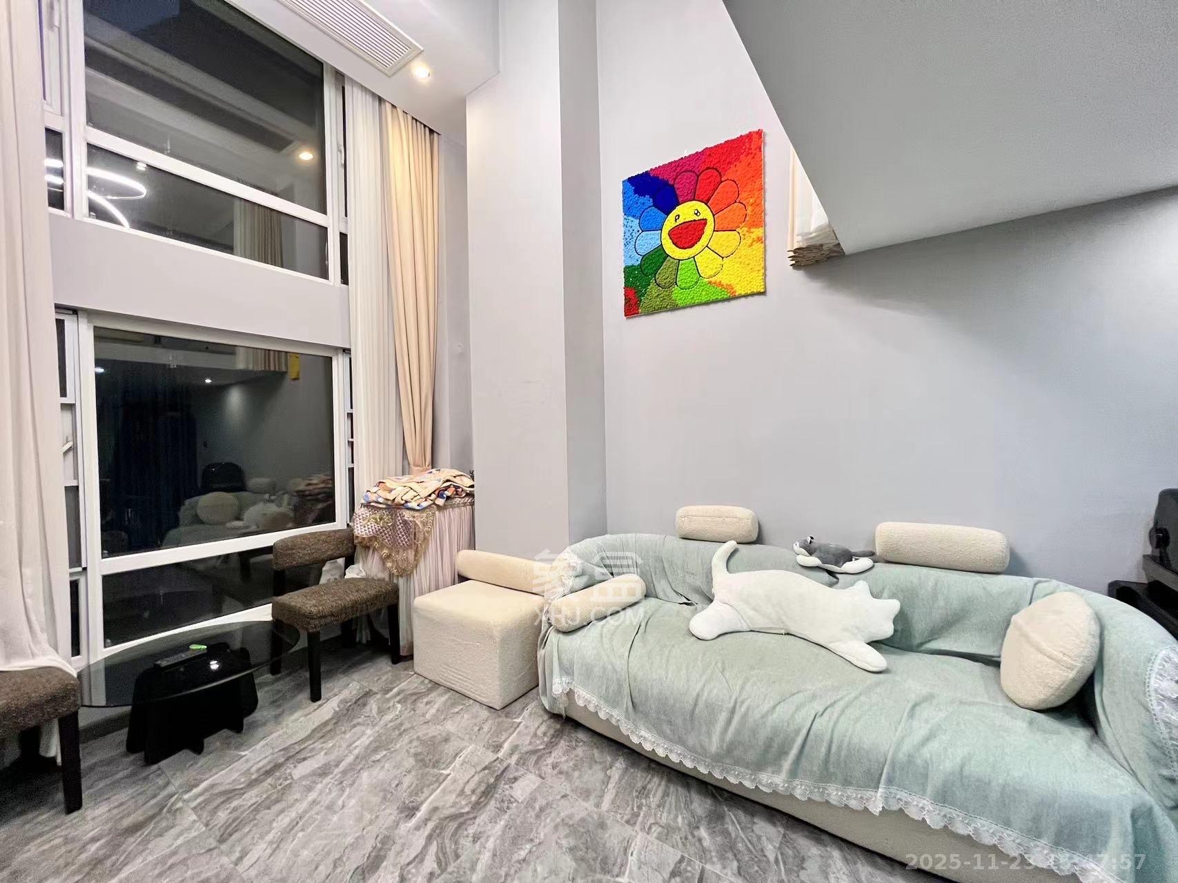 金地铂悦  1室0厅0卫    2000.0元/月