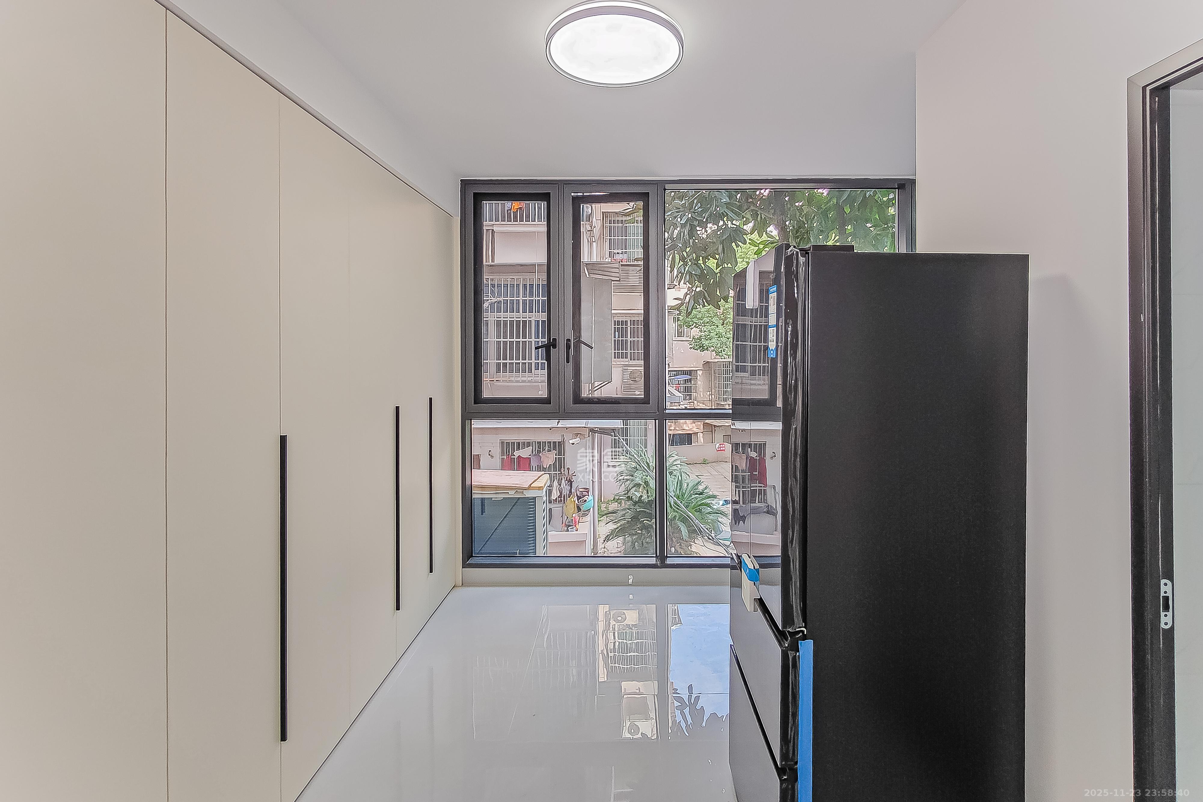 农机宿舍(省农机局大院宿舍) 2室2厅1卫 88.0万 农机宿舍(省农机局大院宿舍) 2室2厅1卫 88.0万客厅