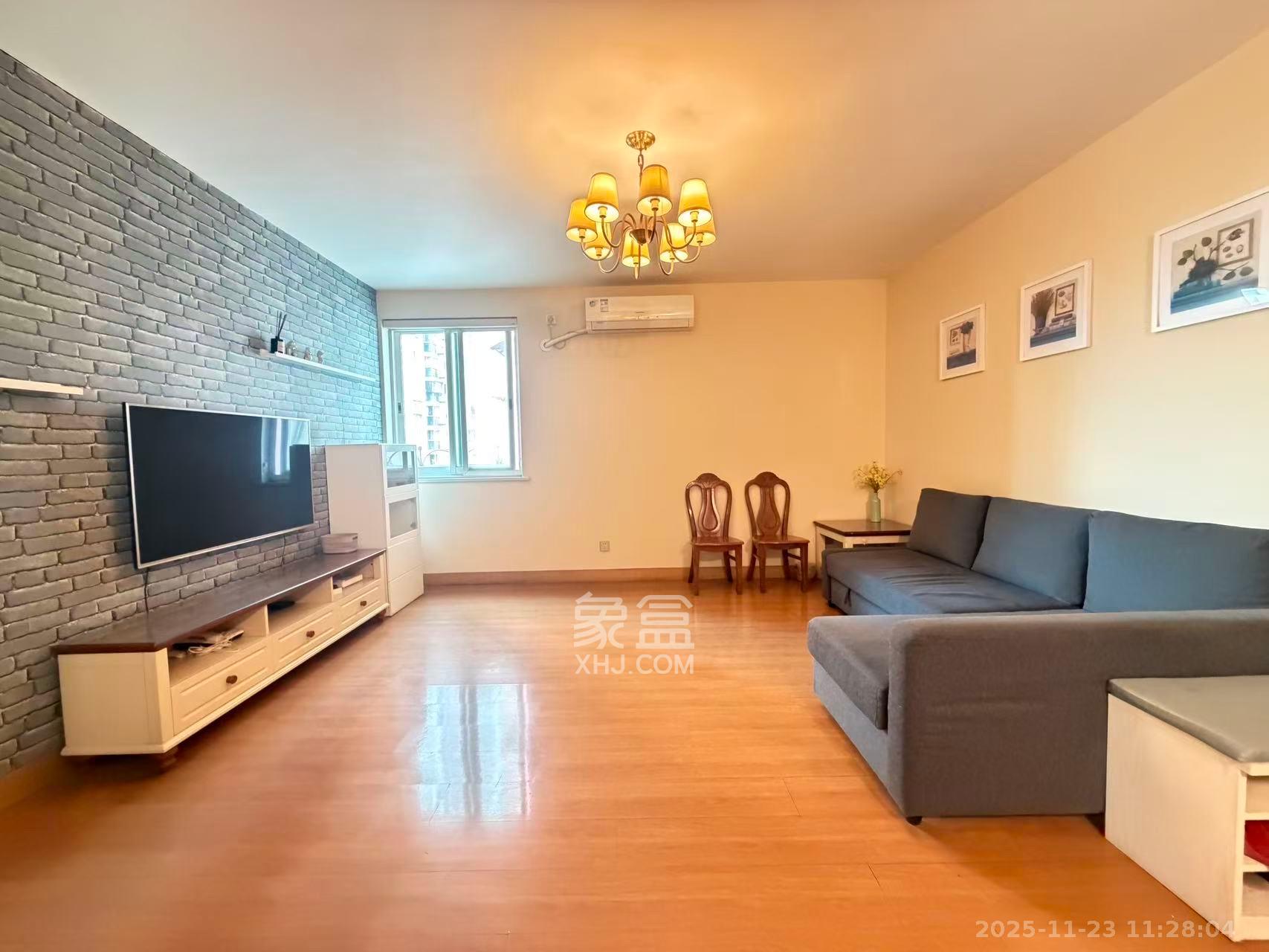 电信308  1室2厅1卫    3200.0元/月