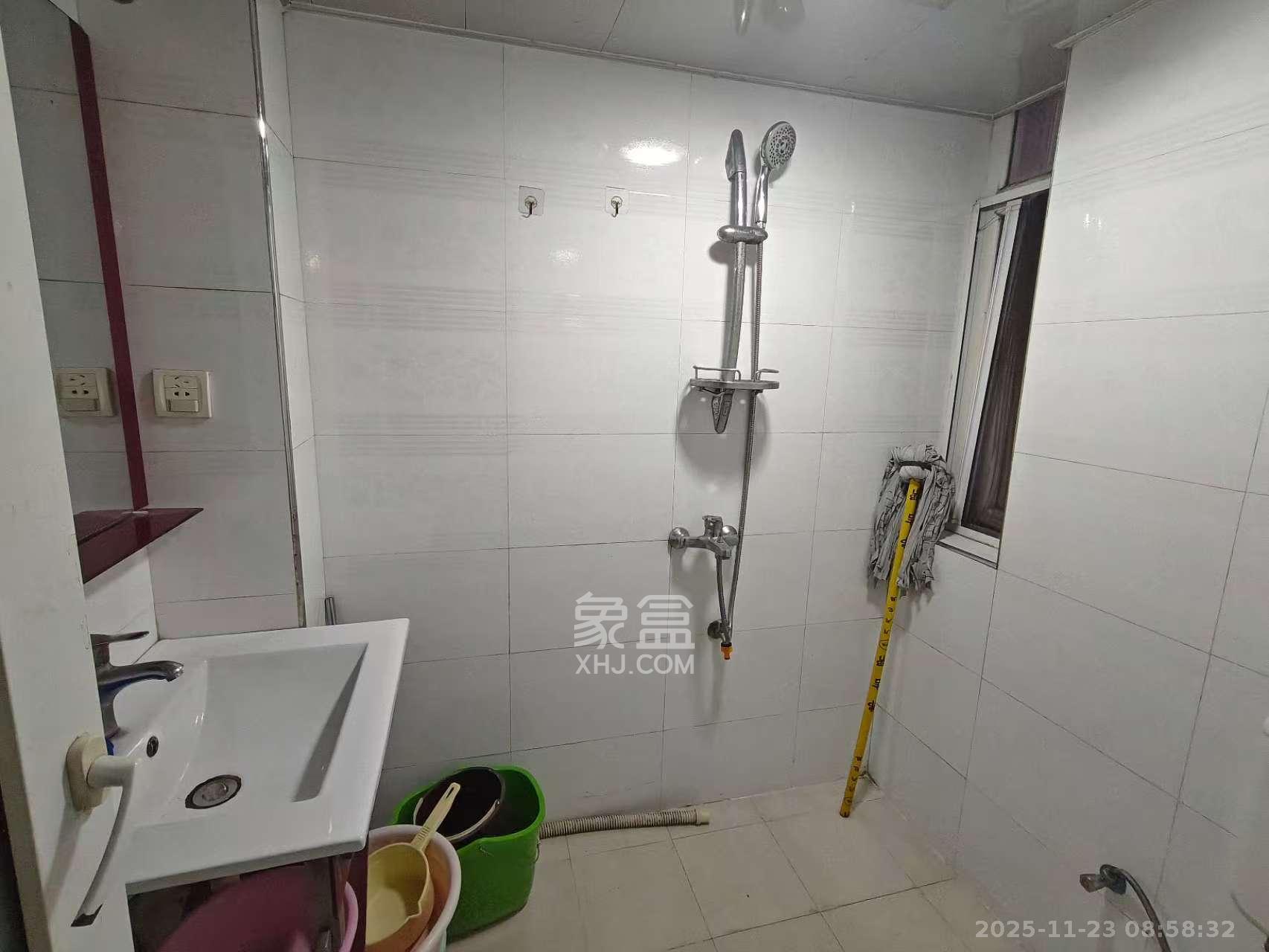 湘瑞家园 2室2厅1卫 1200.0元/月 湘瑞家园 2室2厅1卫 1200.0元/月室内图