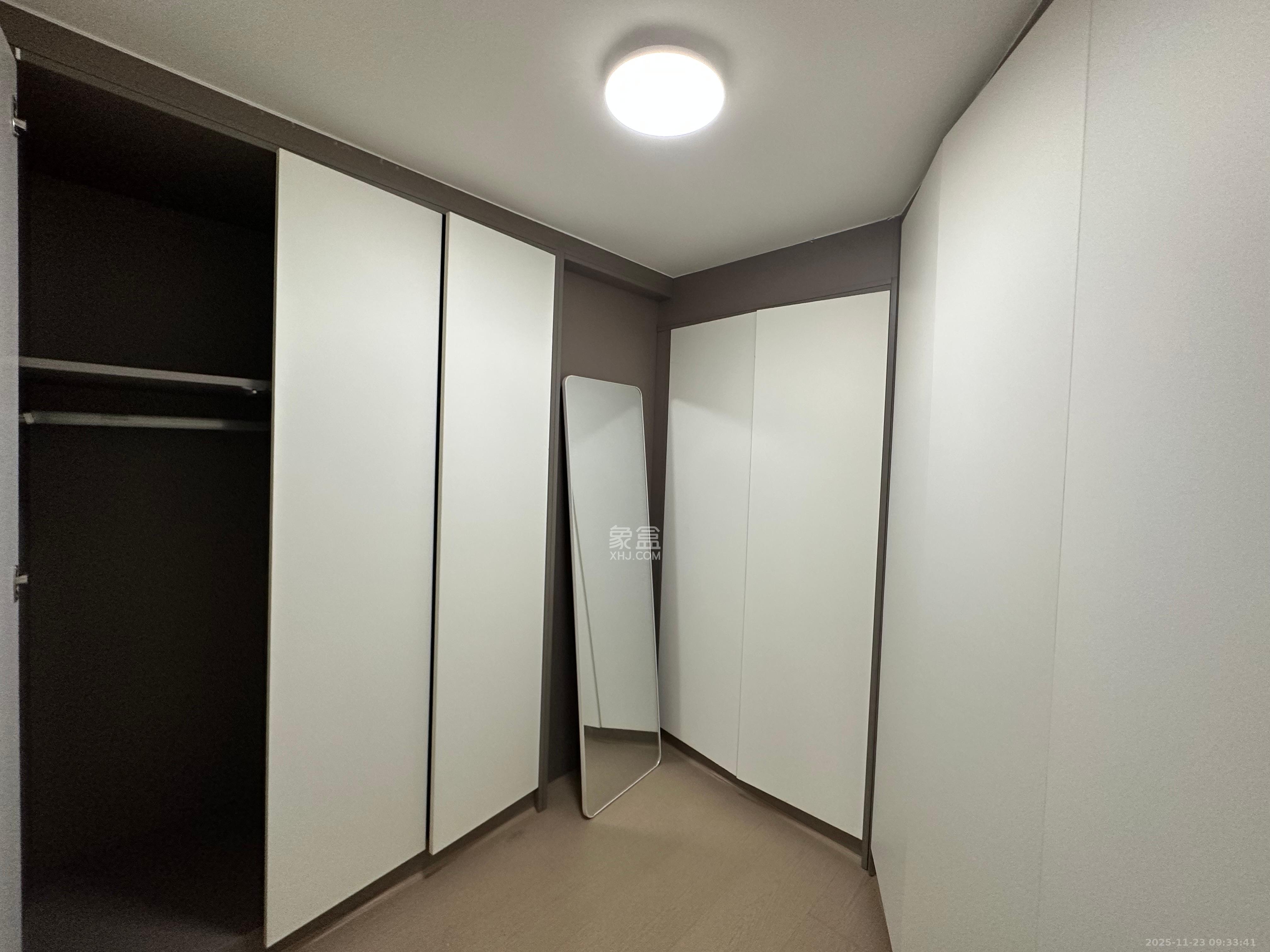 长燃润和天地(长润小区印湘江) 1室1厅1卫 2000.0元/月 长燃润和天地(长润小区印湘江) 1室1厅1卫 2000.0元/月室内图