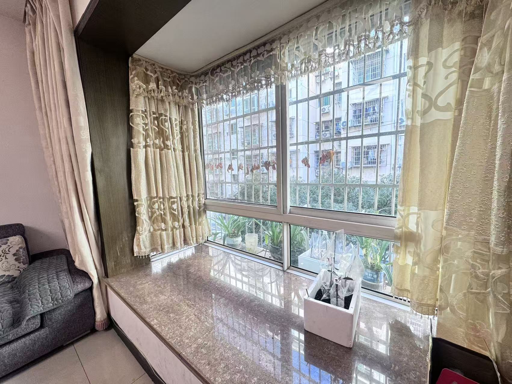 交警小区  3室2厅2卫    42.0万室内图