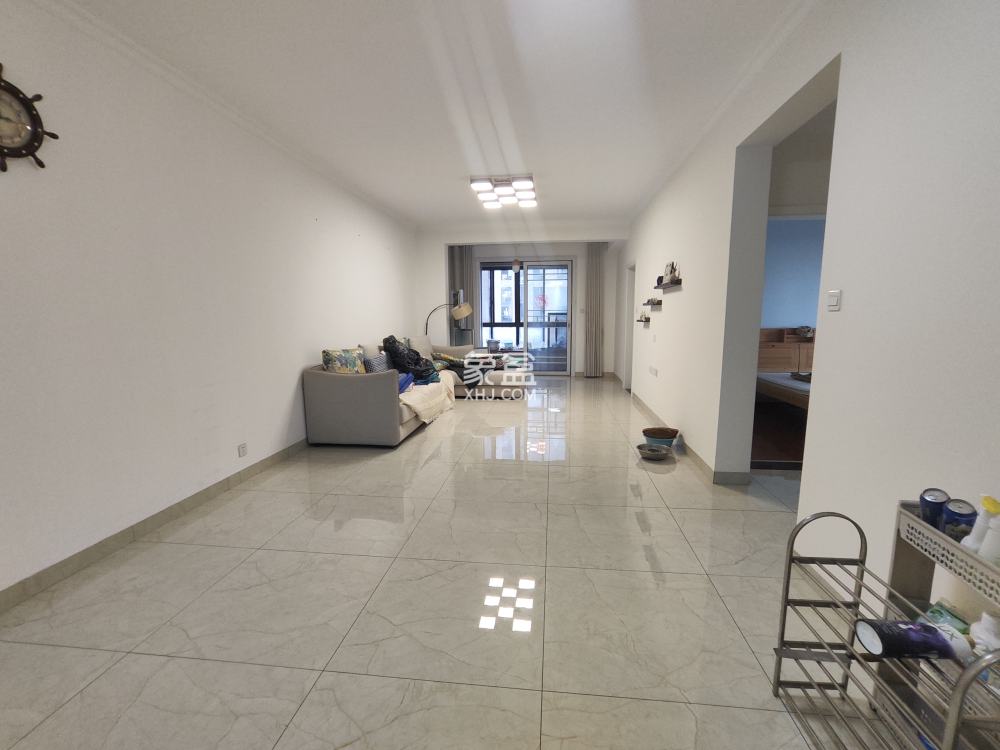 中泰财富湘江  3室2厅1卫    70.0万