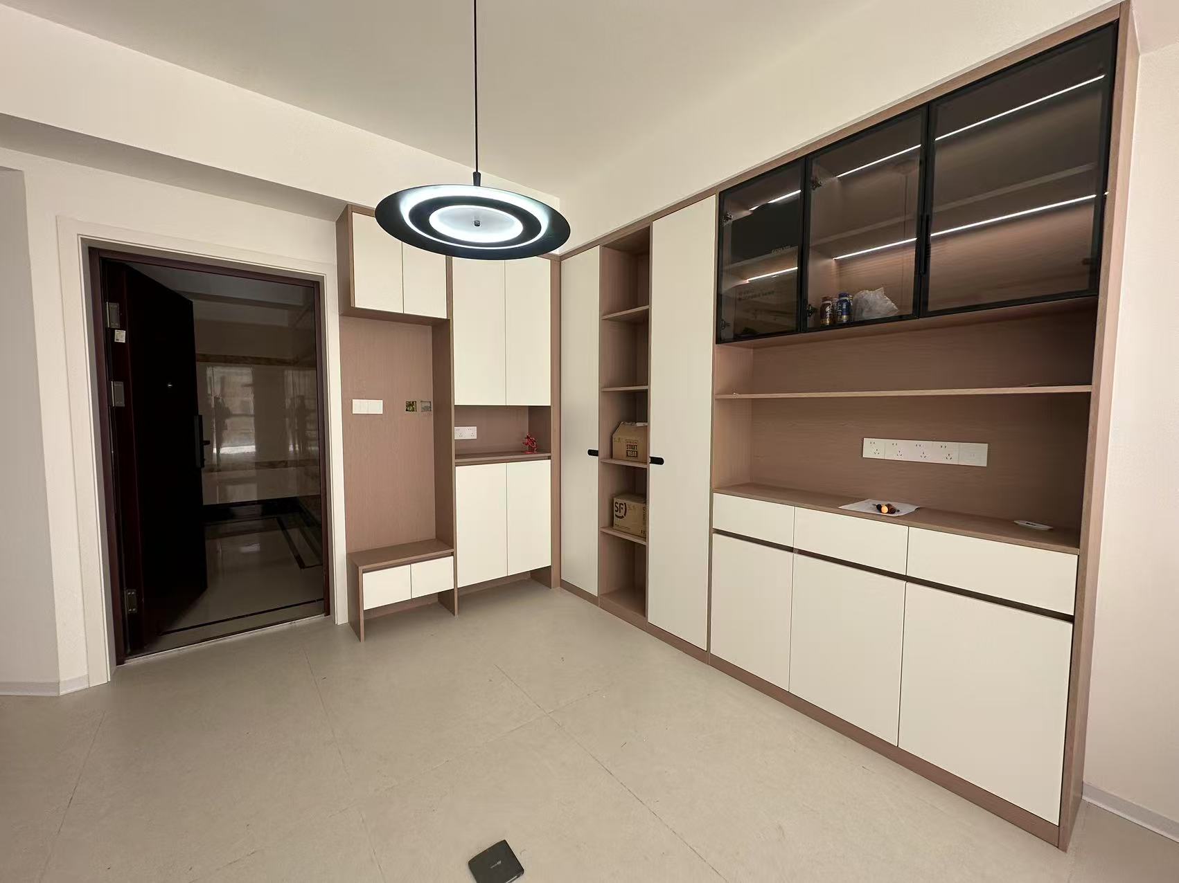 汇金新城  3室3厅2卫    75.0万