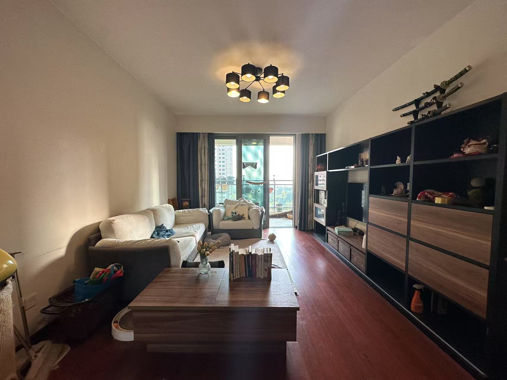 晋合湘水湾一期  3室2厅2卫    85.0万