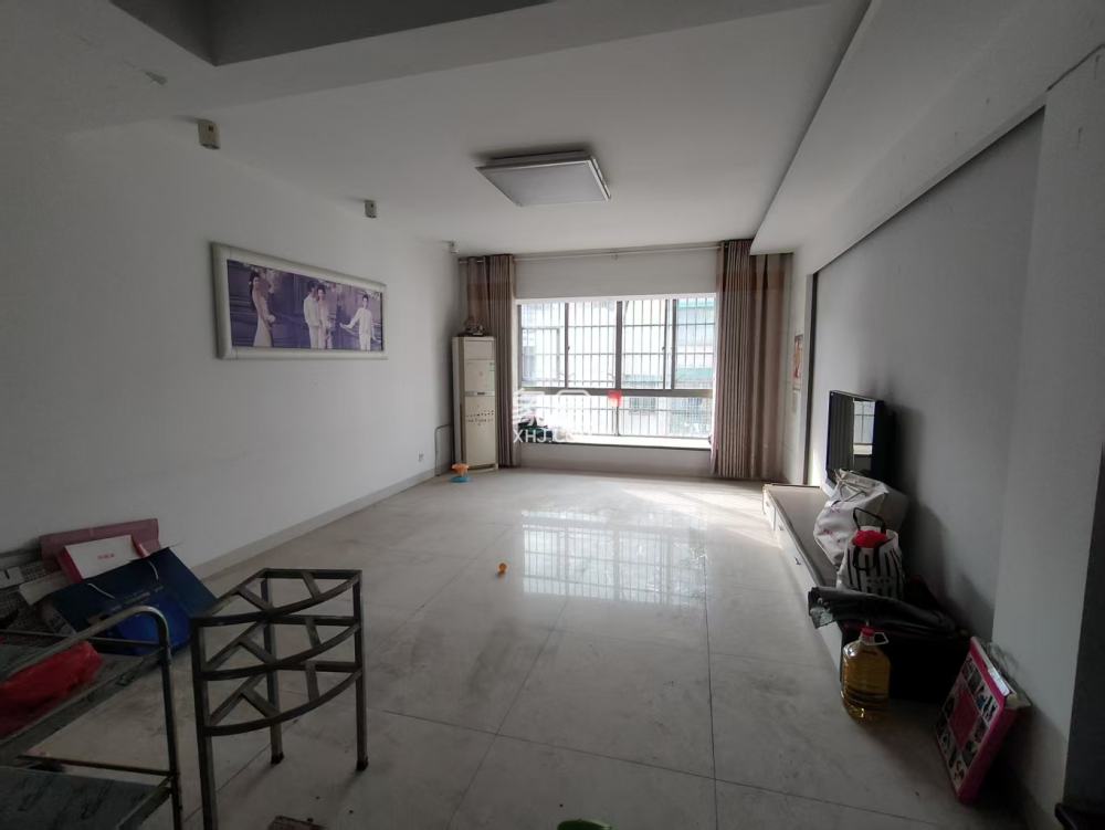 蓝盾景园一期  5室2厅3卫    90.0万