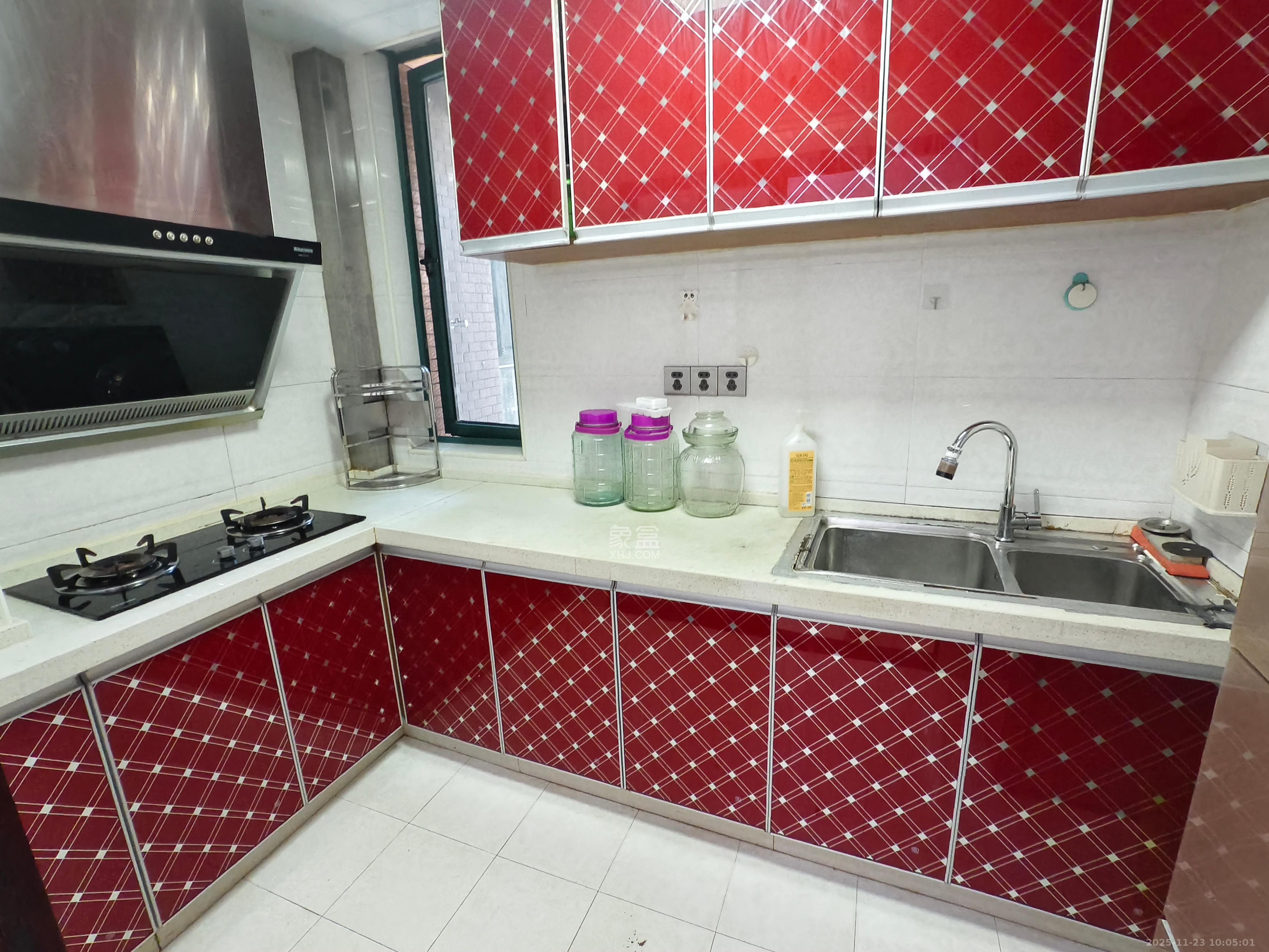 才子佳郡 3室2厅1卫 2150.0元/月 才子佳郡 3室2厅1卫 2150.0元/月室内图