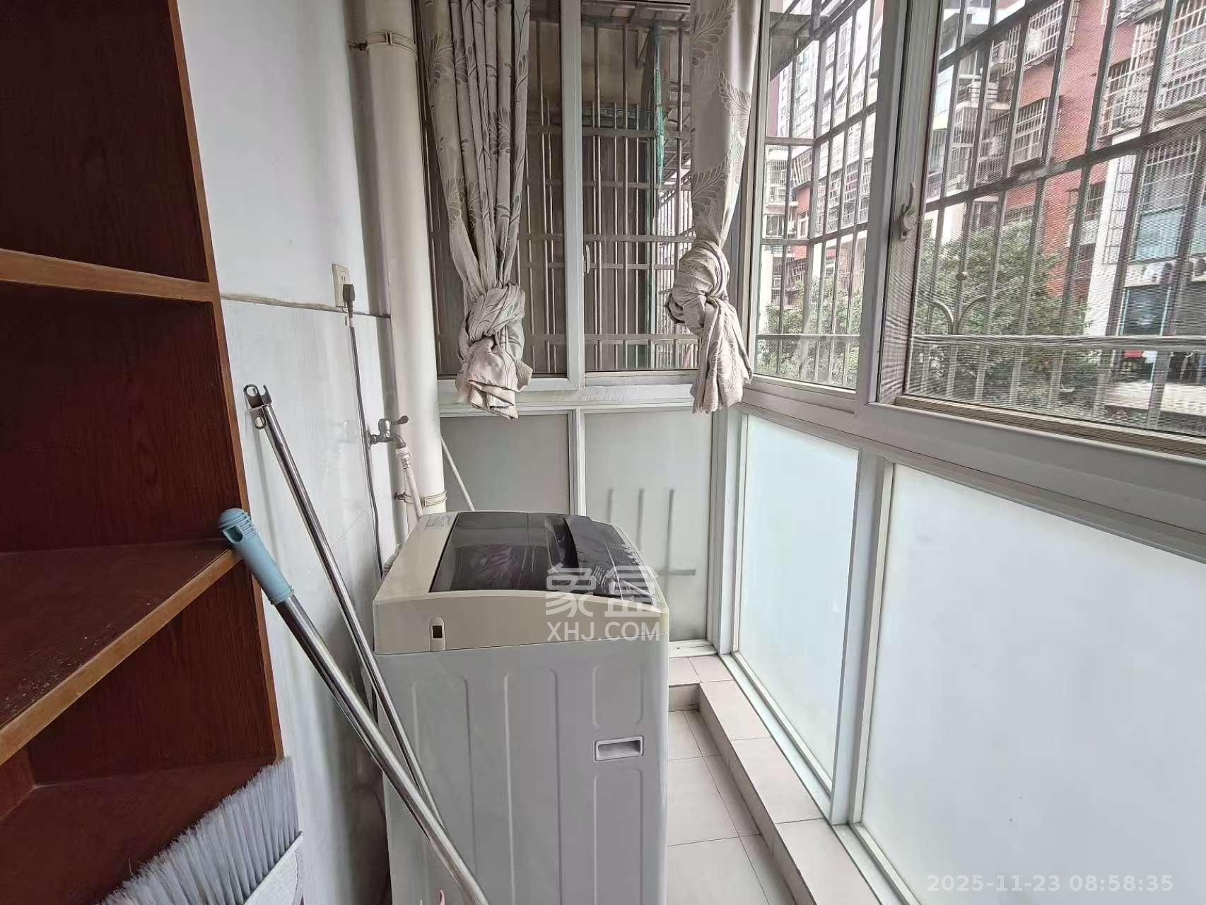 湘瑞家园 2室2厅1卫 1200.0元/月 湘瑞家园 2室2厅1卫 1200.0元/月室内图