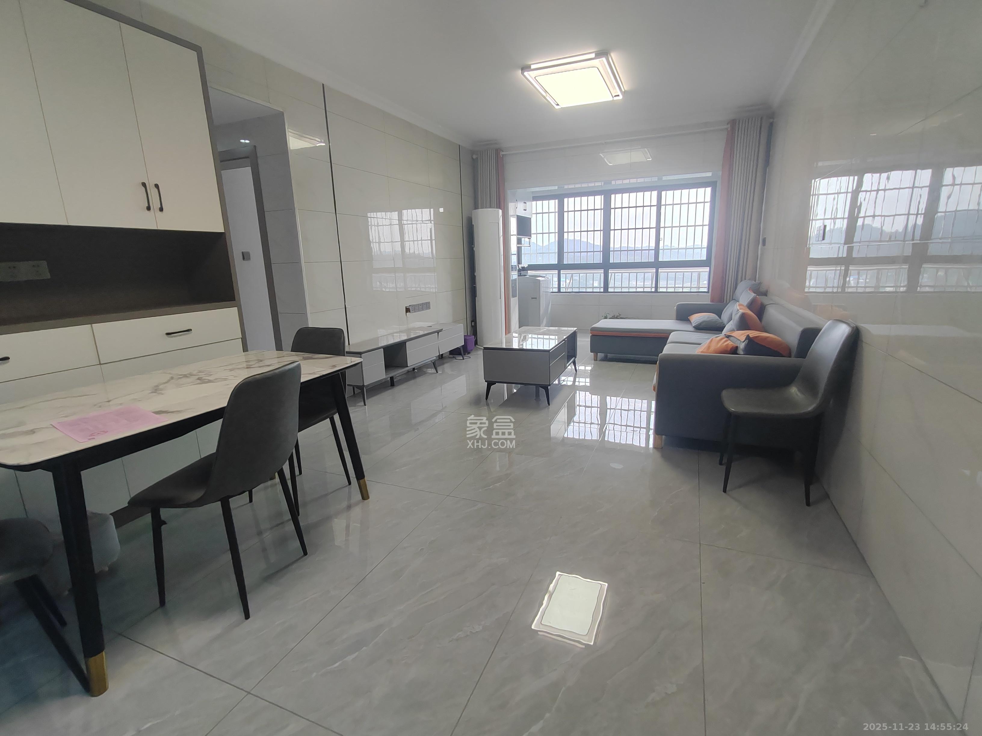 坪山家园 1室0厅0卫 1800.0元/月 坪山家园 1室0厅0卫 1800.0元/月室内图