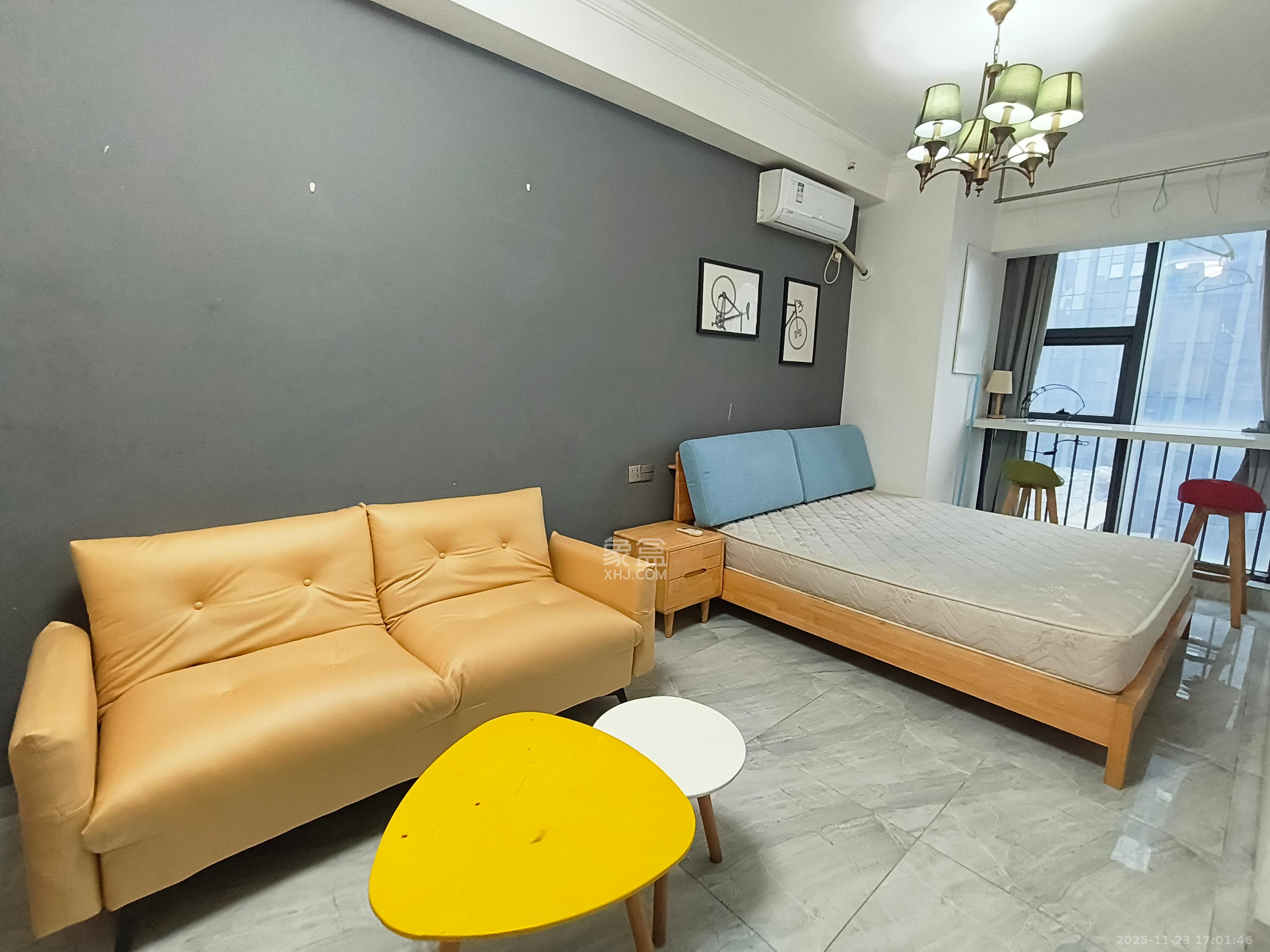 第六都（陆都小区）  1室1厅1卫    1800.0元/月室内图