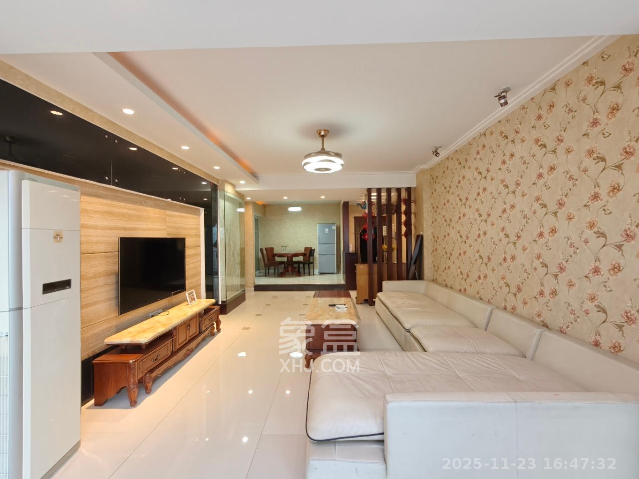 浏阳河畔家园 3室2厅2卫 2500.0元/月 浏阳河畔家园 3室2厅2卫 2500.0元/月室内图