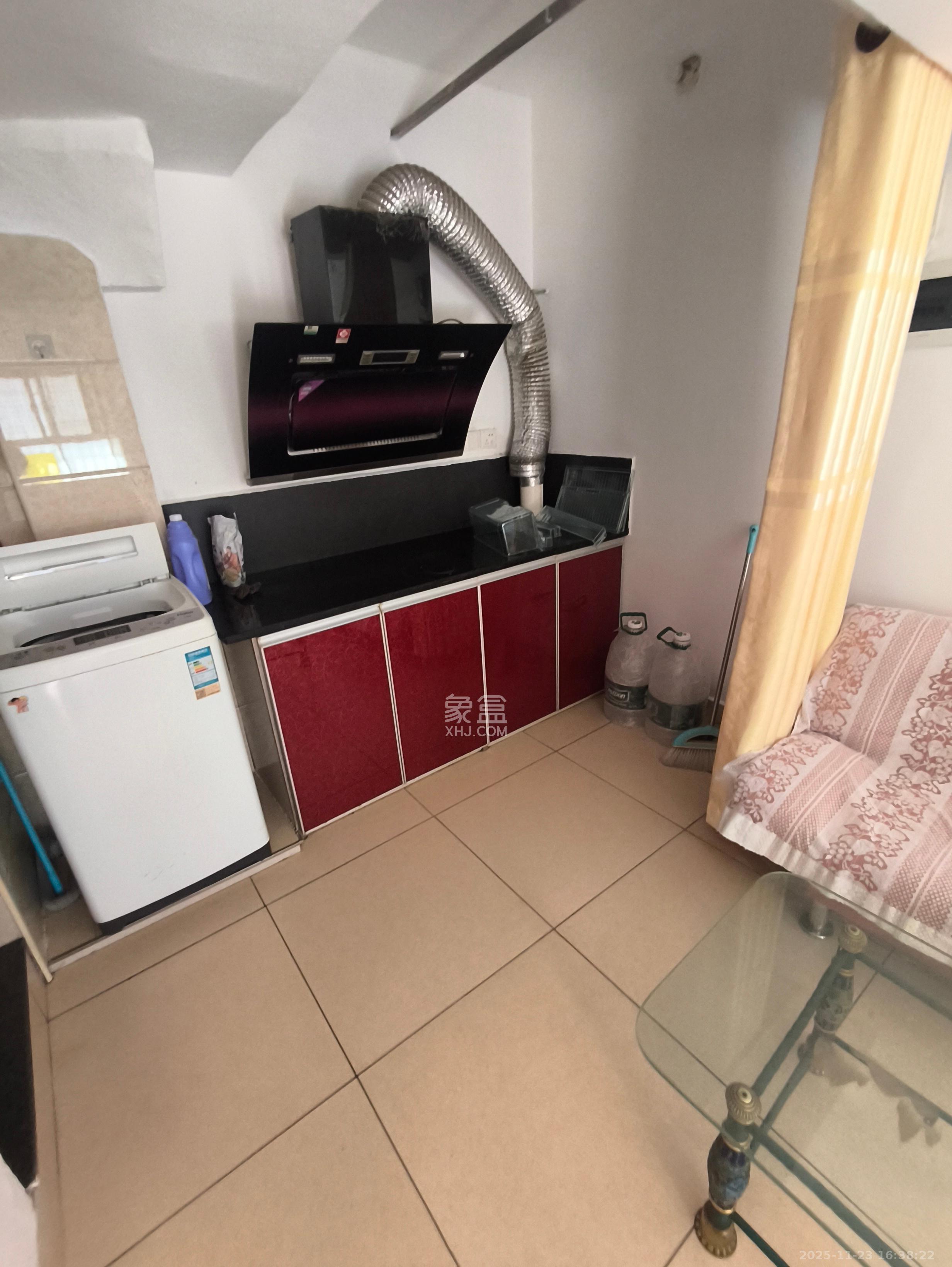 锦绣华庭 1室0厅0卫 700.0元/月 锦绣华庭 1室0厅0卫 700.0元/月室内图