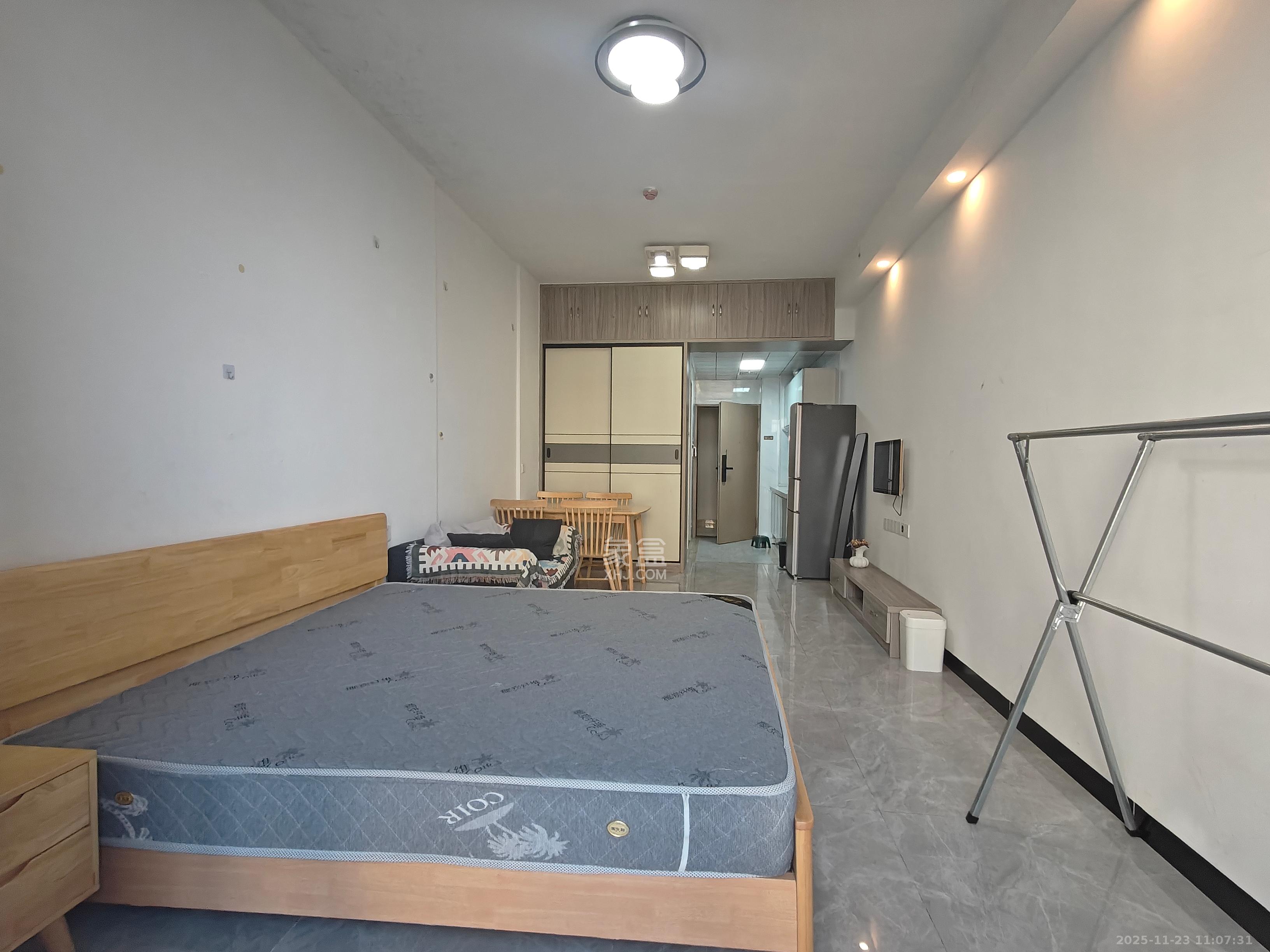 海伦春天 1室1厅1卫 1300.0元/月 海伦春天 1室1厅1卫 1300.0元/月室内图