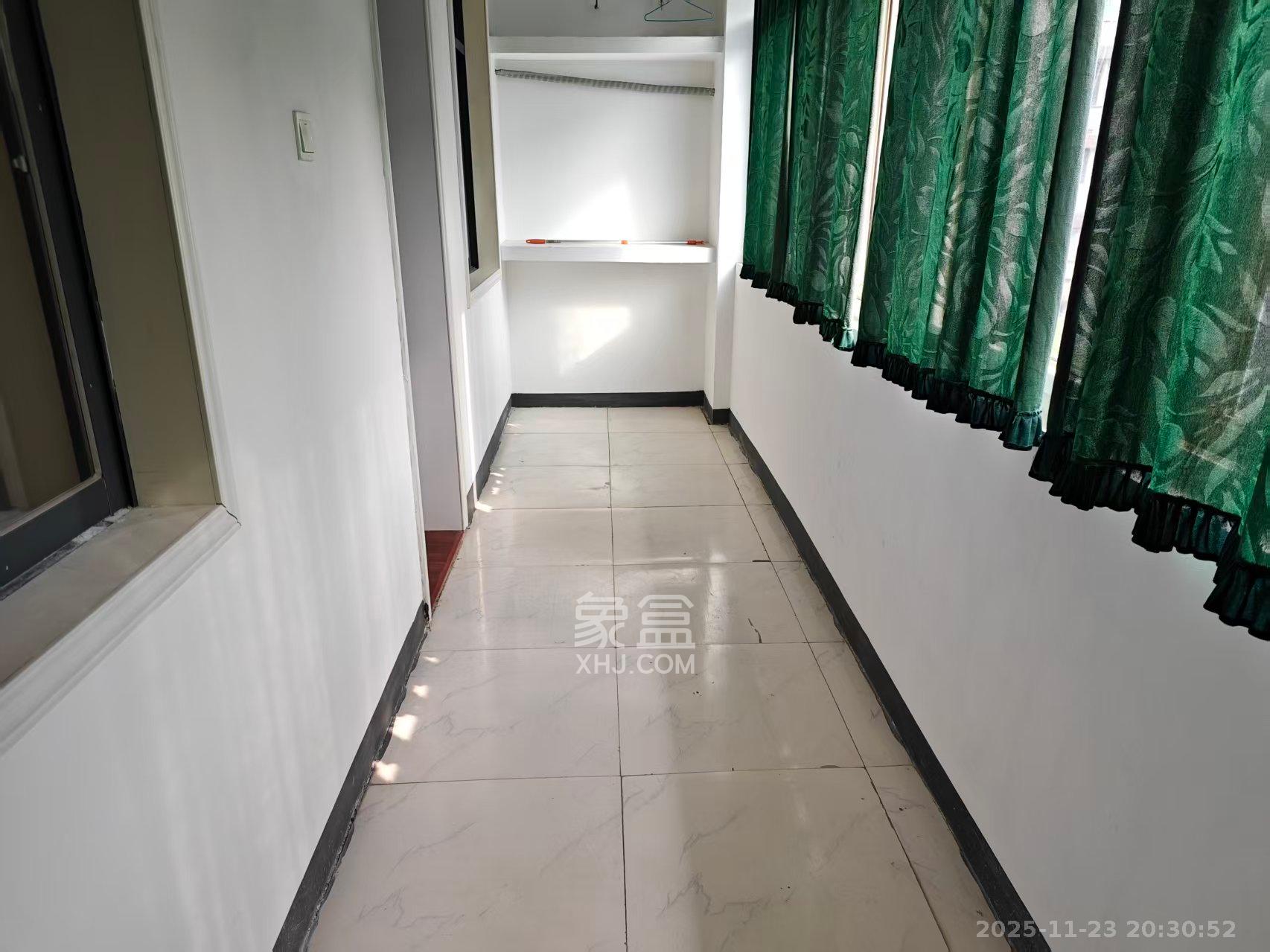 涂家冲社区（涂新小区、农商银行宿舍）  2室1厅1卫    1700.0元/月室内图