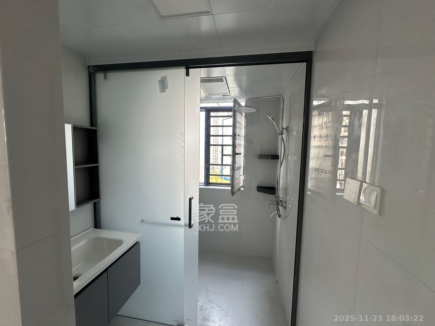 和景家园二期 1室0厅0卫 2000.0元/月 和景家园二期 1室0厅0卫 2000.0元/月室内图