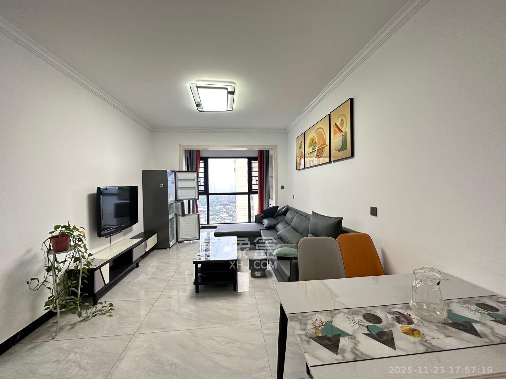 长房明宸府  1室0厅0卫    2100.0元/月室内图1