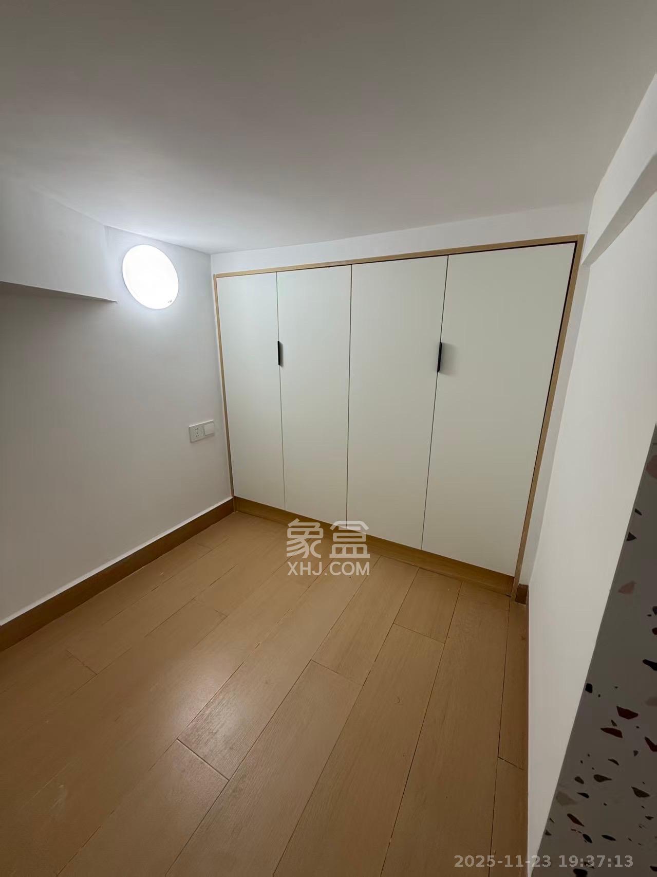 梅溪悦章  1室1厅1卫    1600.0元/月室内图