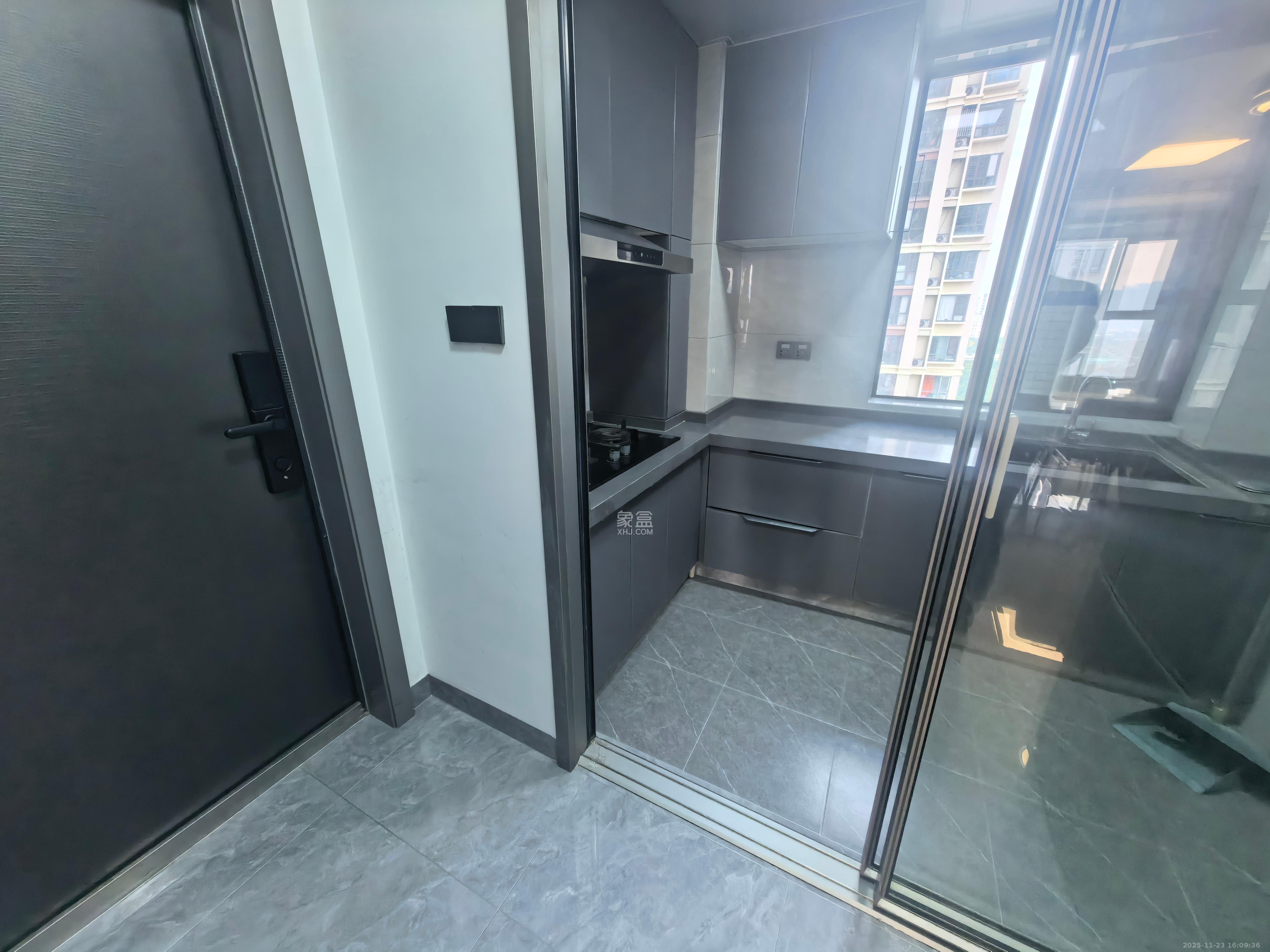 惟泽园 3室2厅2卫 3200.0元/月 惟泽园 3室2厅2卫 3200.0元/月室内图