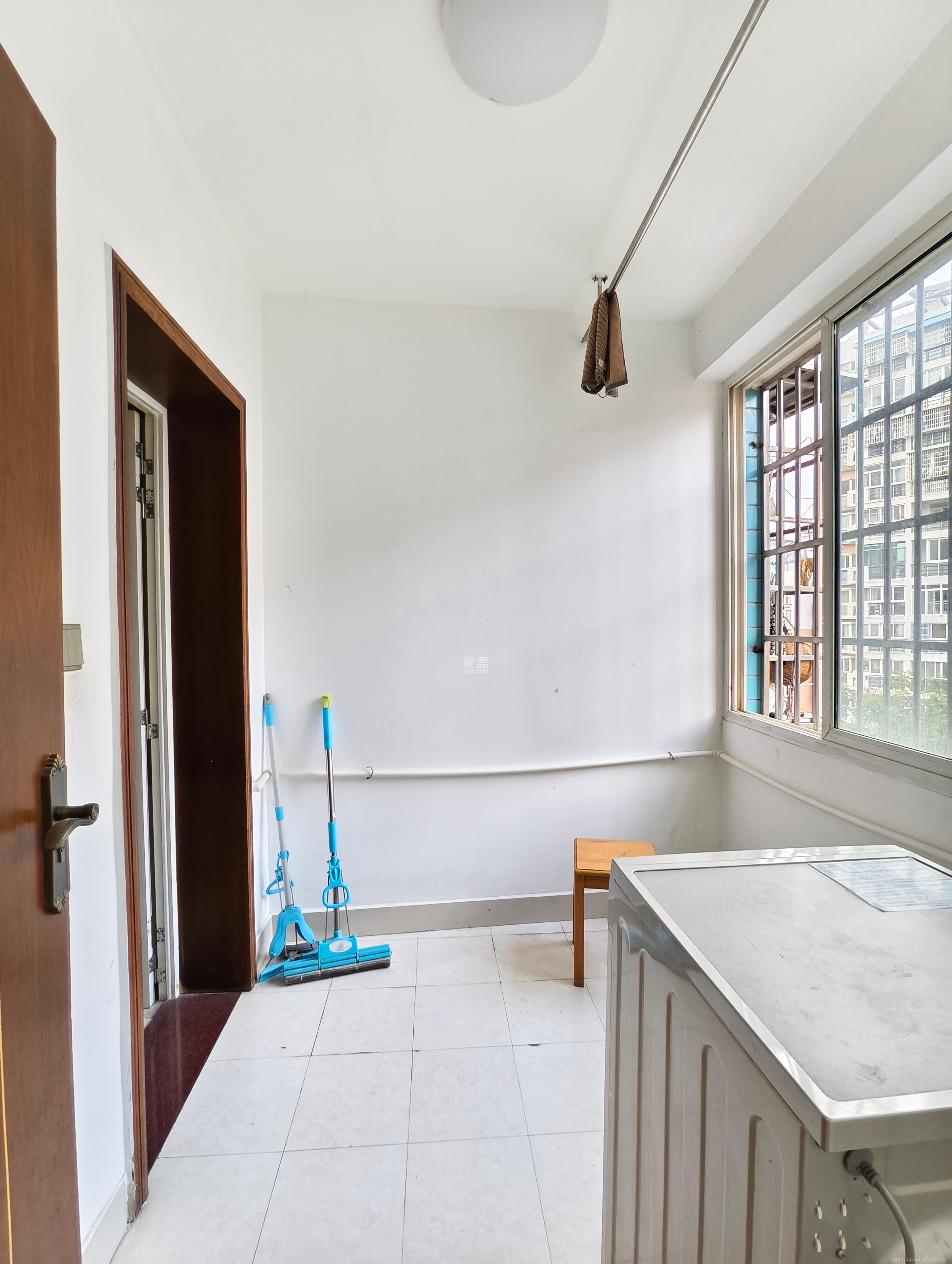 金色山庄 3室2厅2卫 3000.0元/月 金色山庄 3室2厅2卫 3000.0元/月室内图