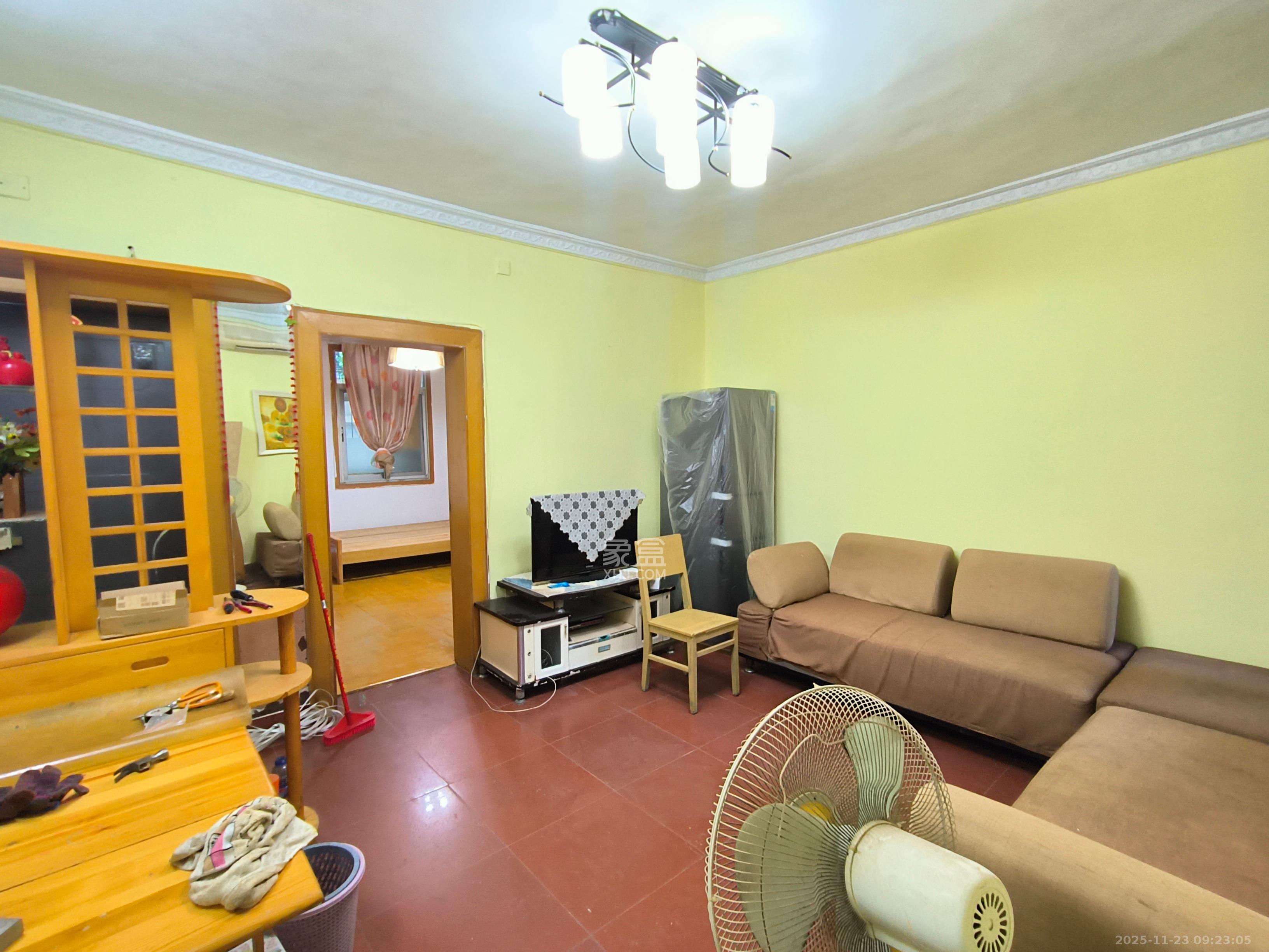 乔庄社区 2室1厅1卫 2000.0元/月 乔庄社区 2室1厅1卫 2000.0元/月室内图