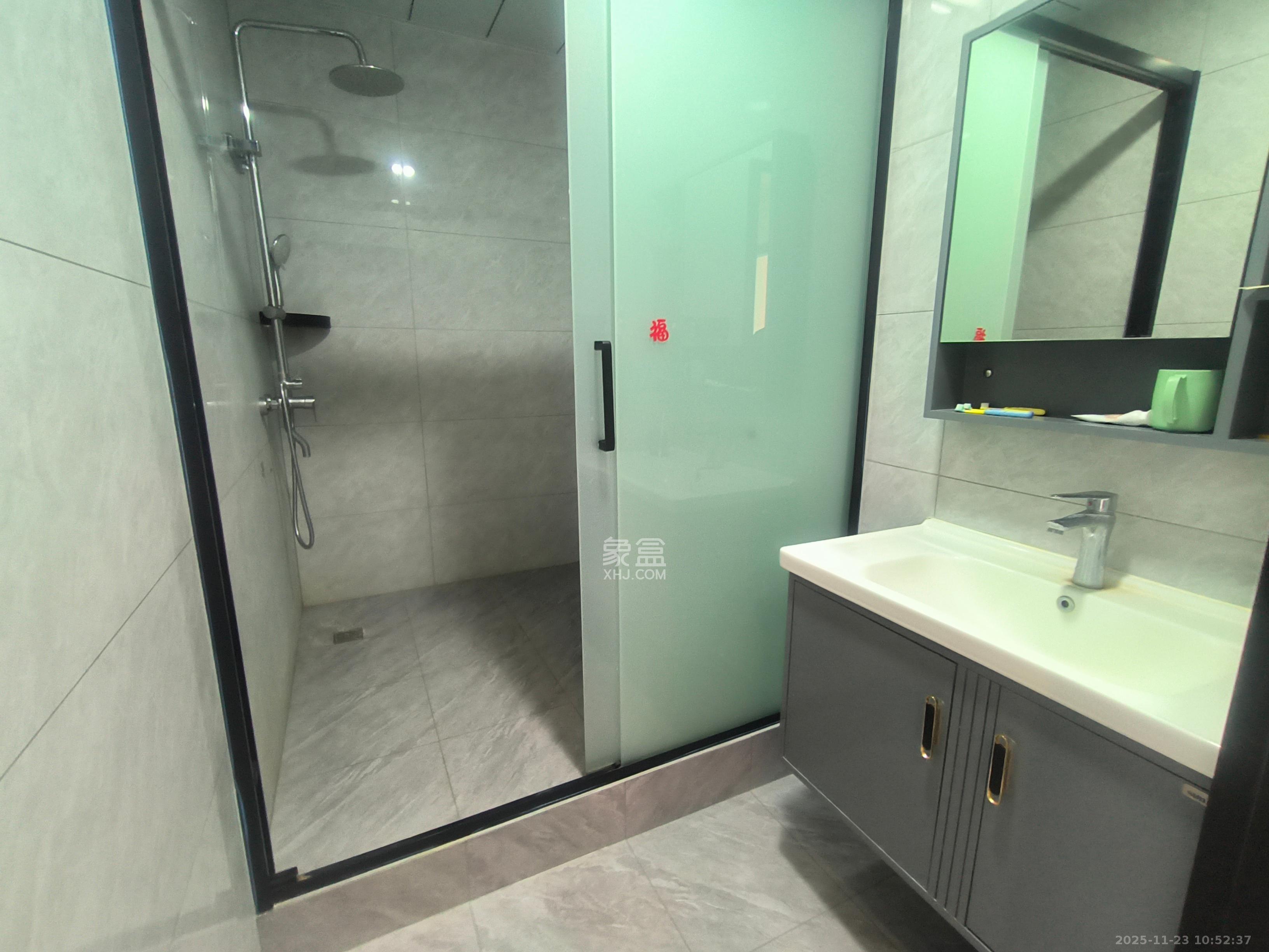 润和湘江天地AB区 4室2厅2卫 3800.0元/月 润和湘江天地AB区 4室2厅2卫 3800.0元/月室内图