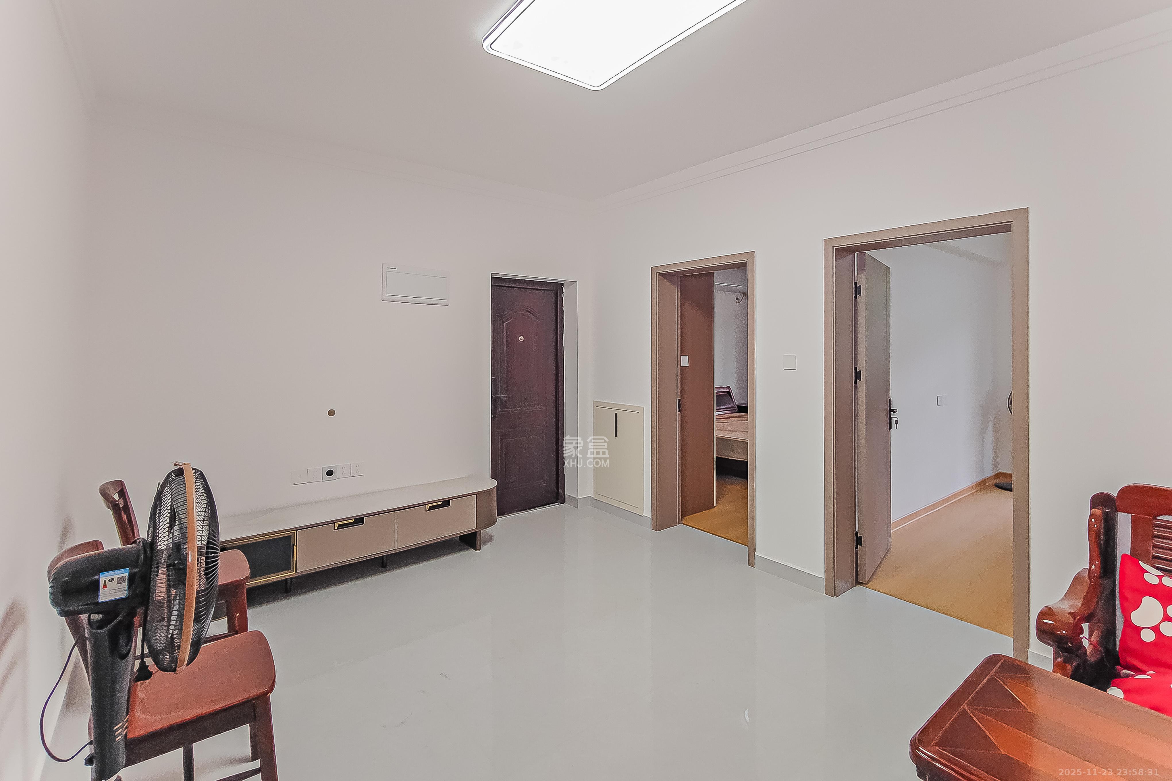 农机宿舍(省农机局大院宿舍)  2室2厅1卫    88.0万