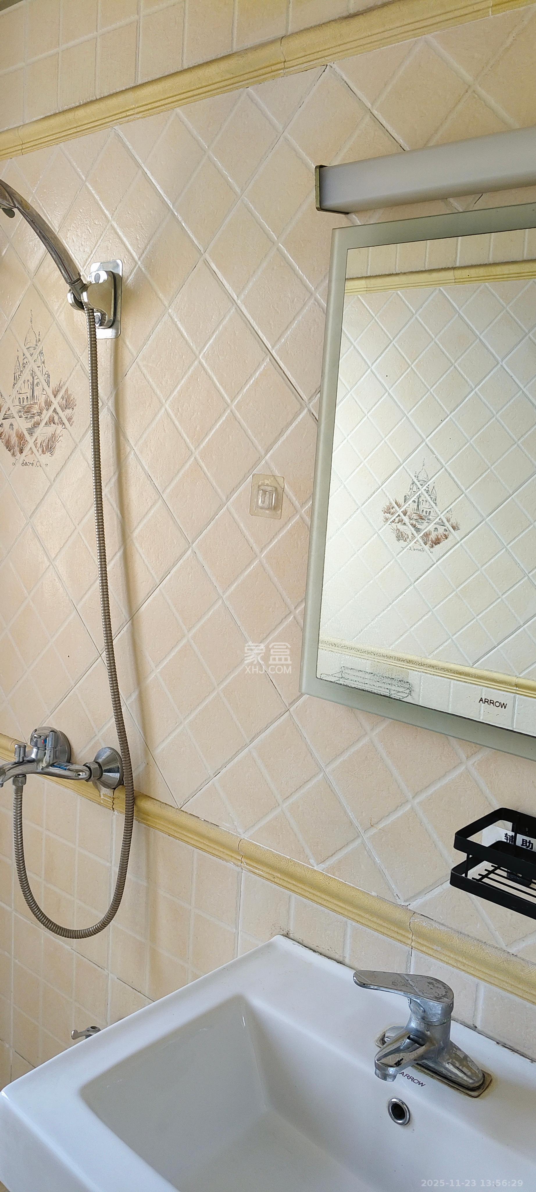 融科檀香山（融科紫檀、香山国际）  2室2厅1卫    3000.0元/月室内图